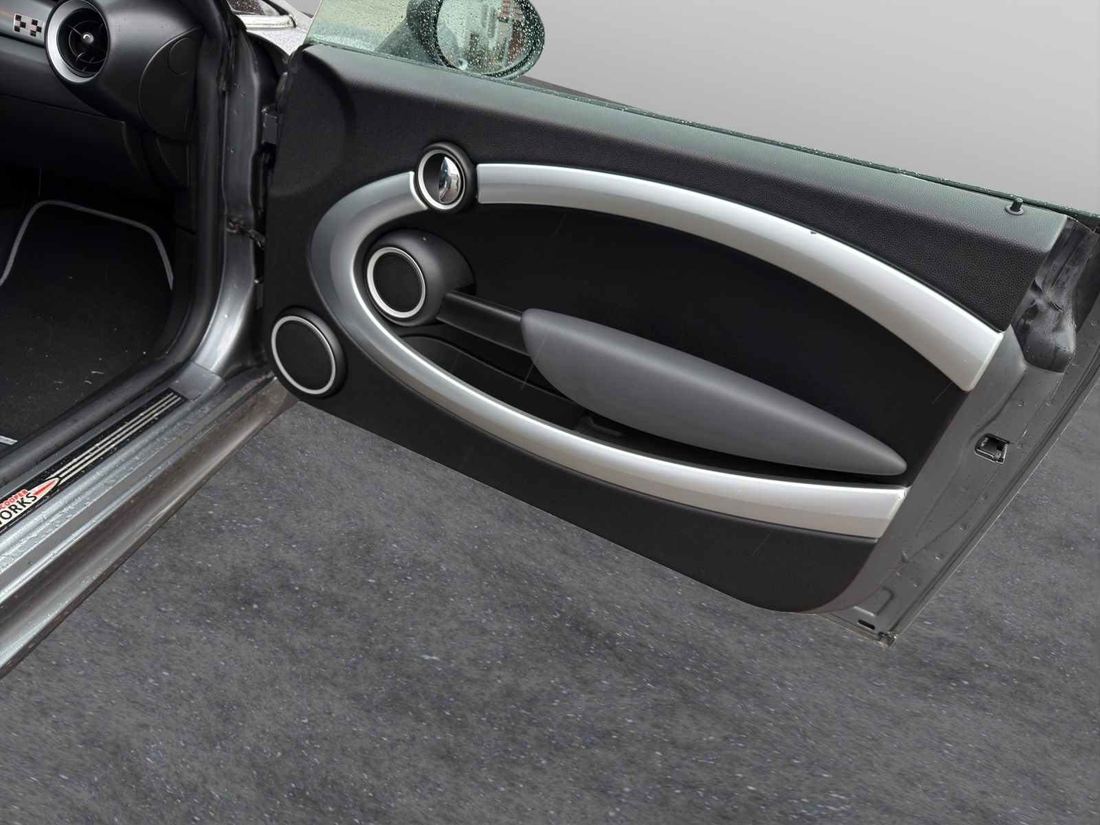MINI Cooper John Cooper Works-image-24