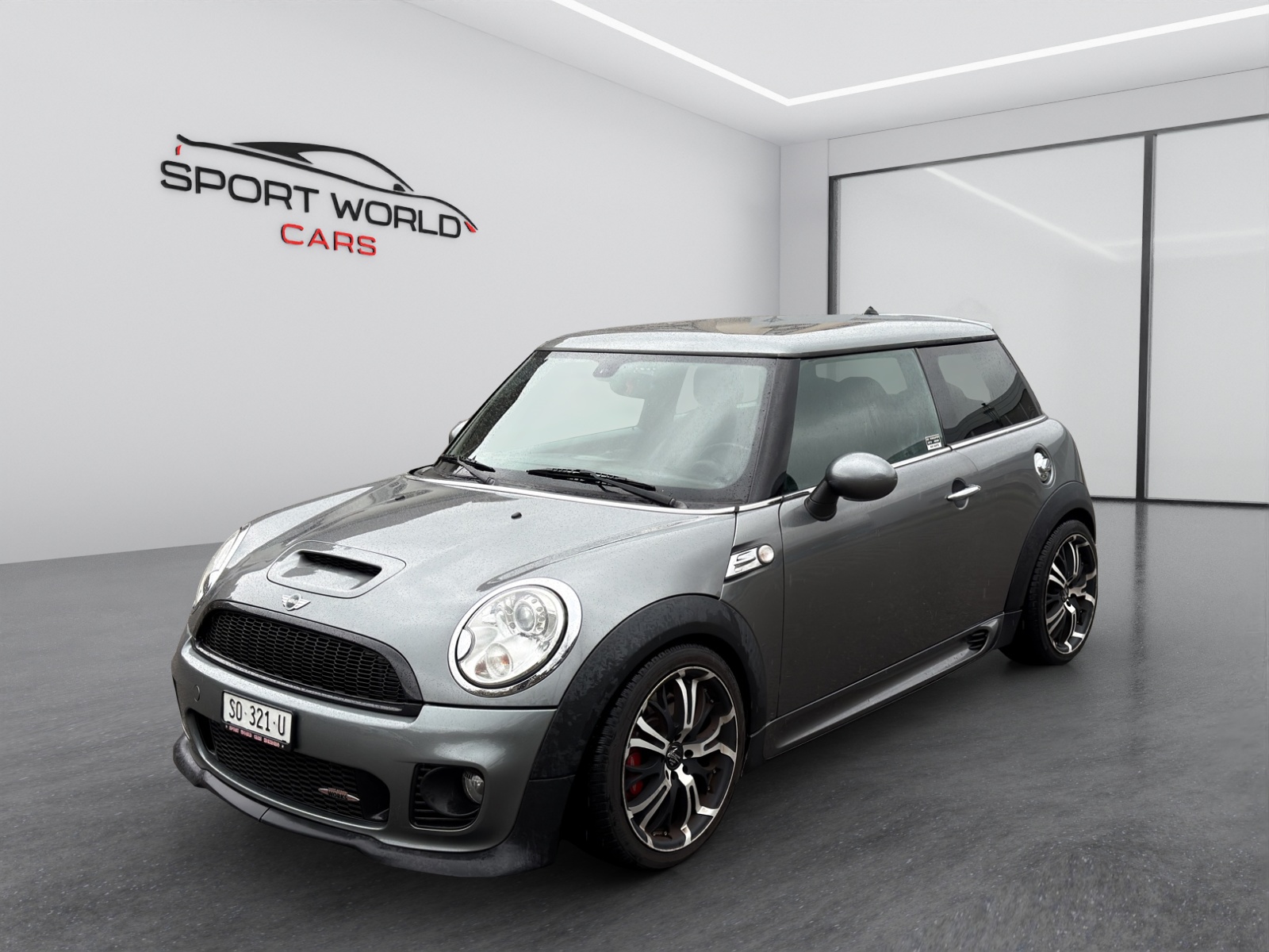 MINI Cooper John Cooper Works-image-0