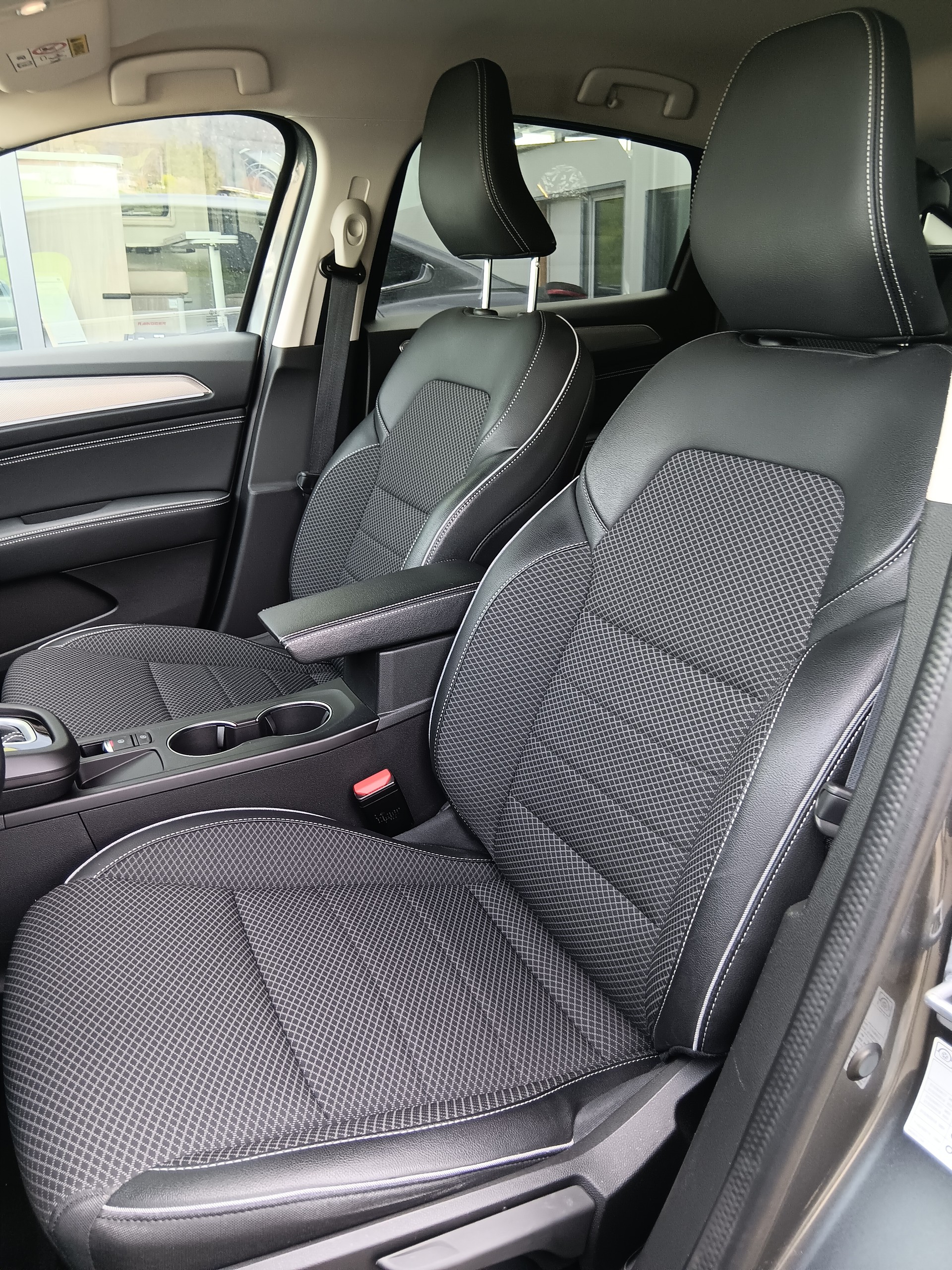 RENAULT Arkana 1.6 E-Tech Intens-image-5