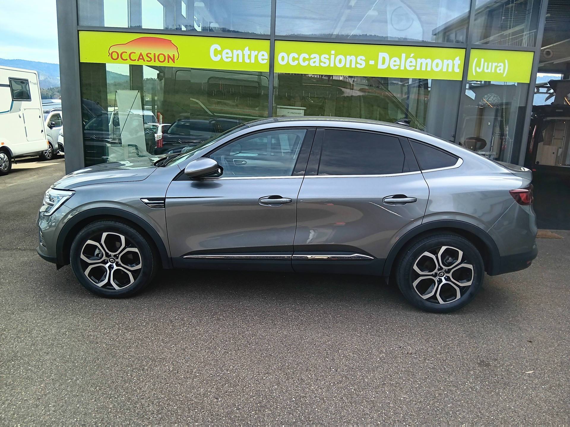 RENAULT Arkana 1.6 E-Tech Intens-image-1