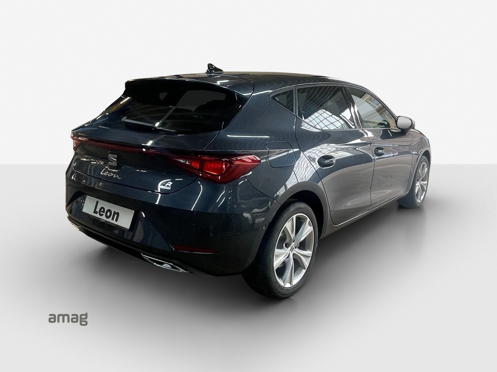 SEAT Leon 1.5 eHybrid pHEV DSG Move FR-image-4