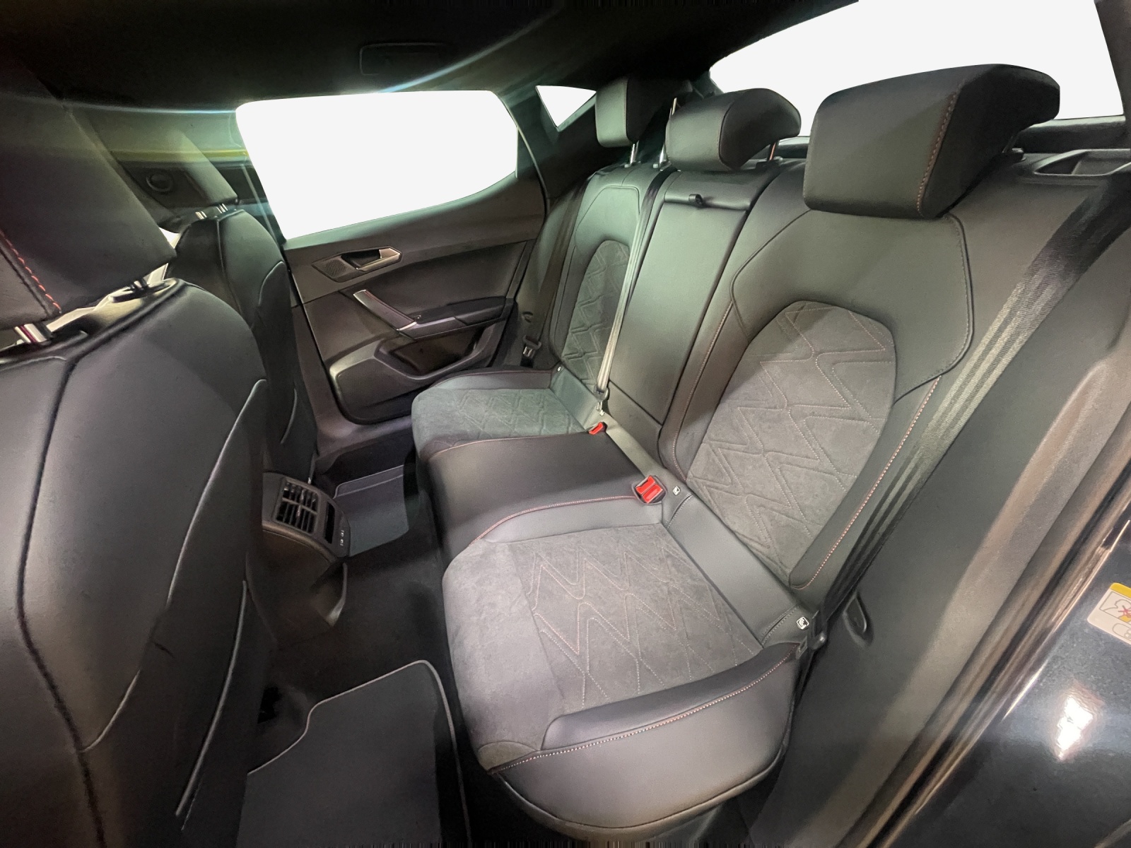 SEAT Leon 1.5 eHybrid pHEV DSG Move FR-image-7