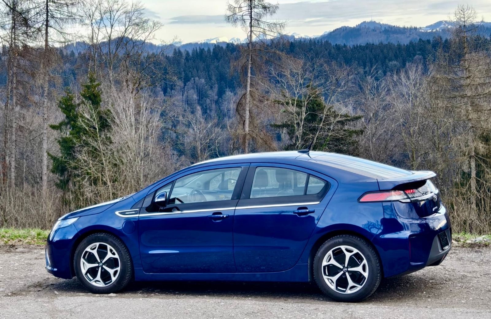 OPEL Ampera E-REV-image-2