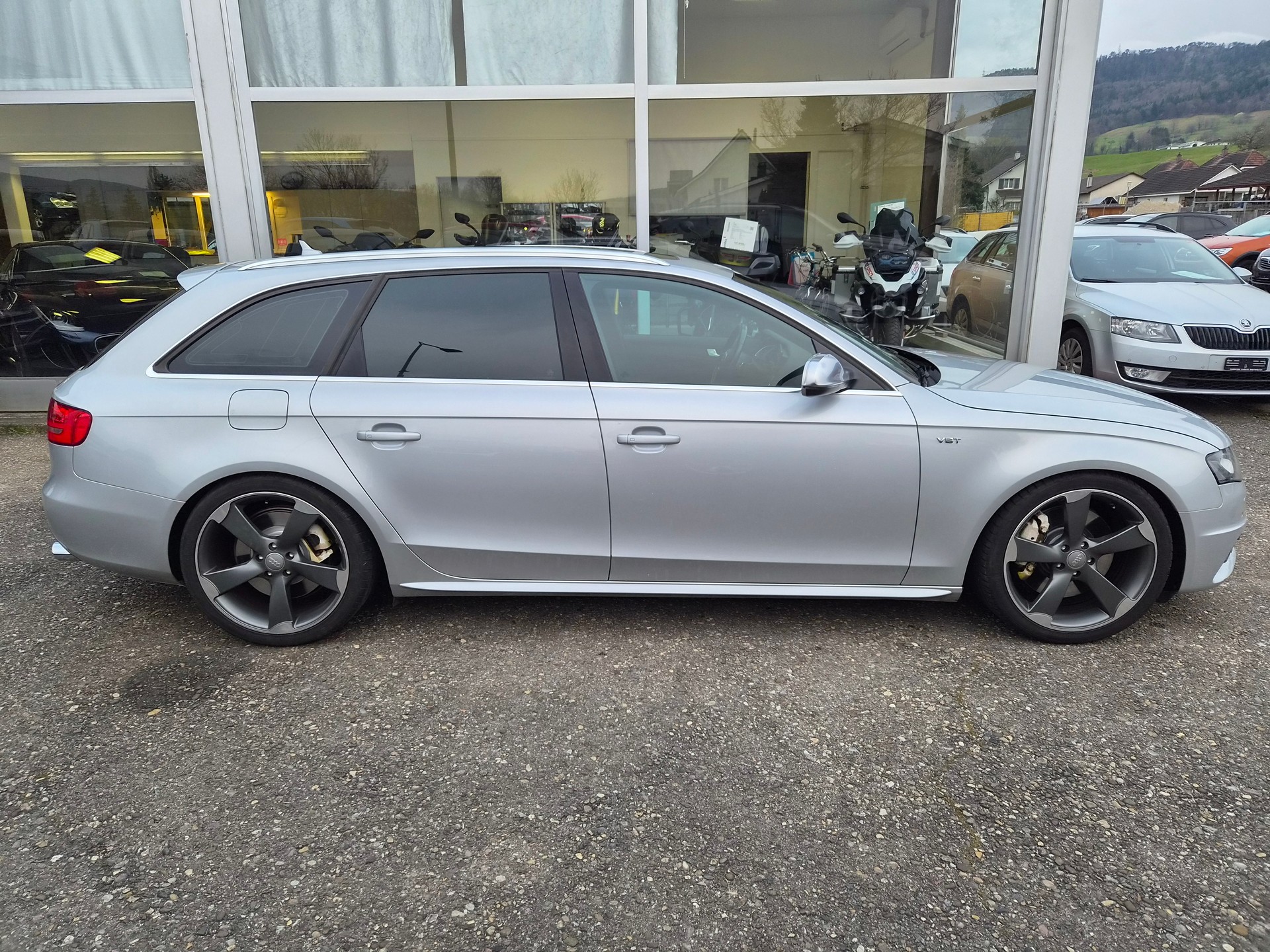 AUDI S4 Avant 3.0 TFSI quattro S-tronic-image-10