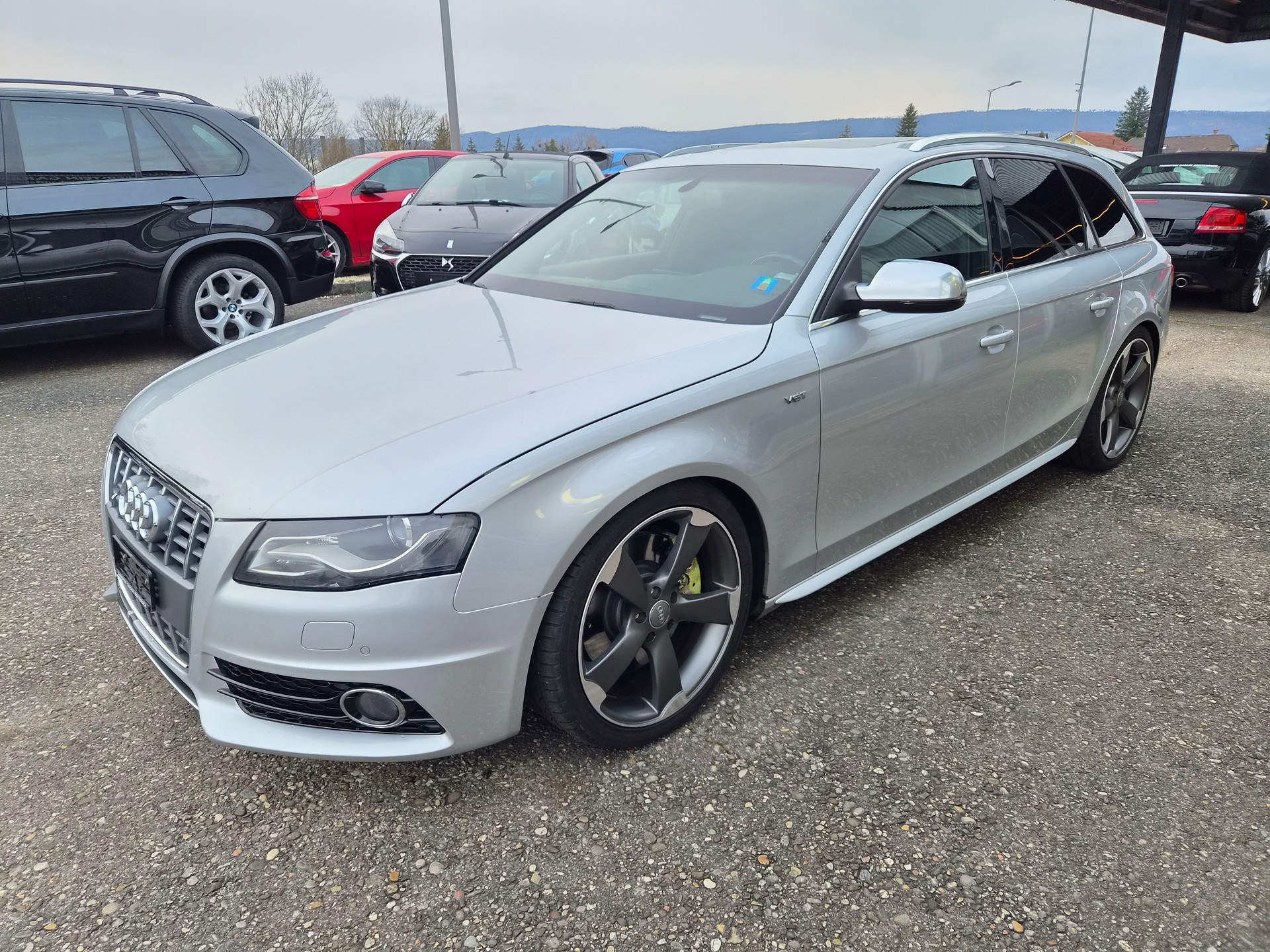 AUDI S4 Avant 3.0 TFSI quattro S-tronic-image-4