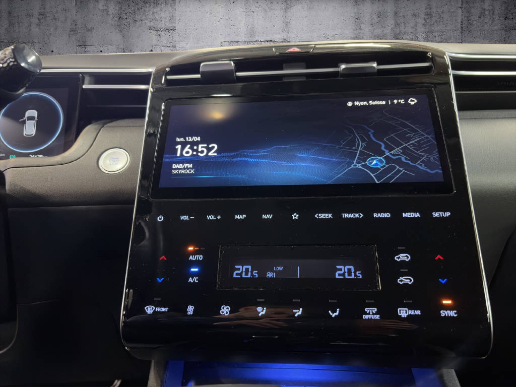 HYUNDAI Tucson 1.6 T-GDi Amplia 4WD-image-7