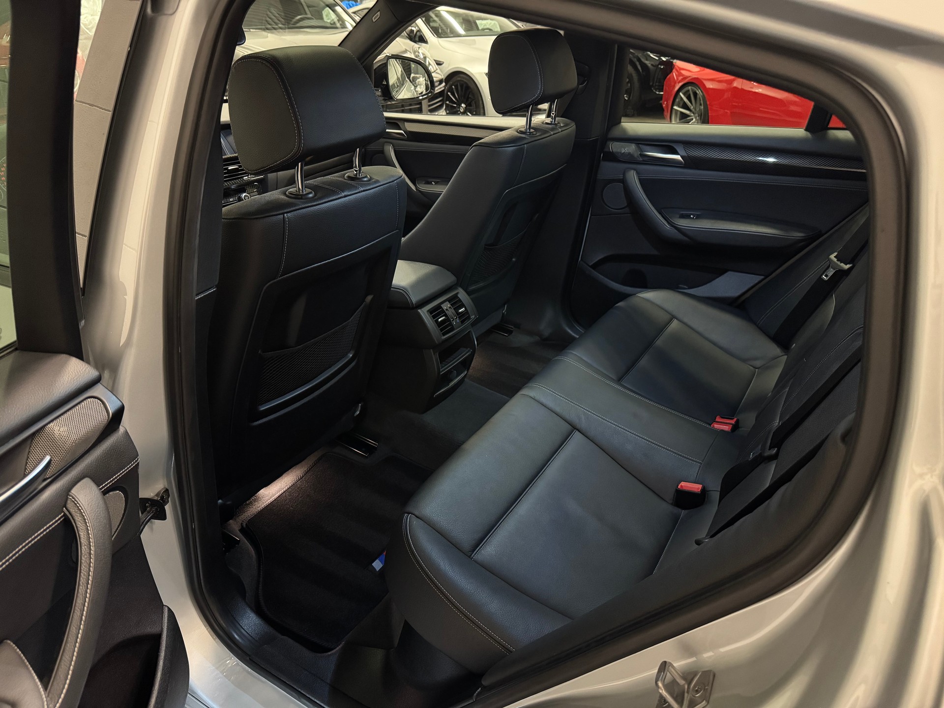 BMW X4 M 40i Steptronic-image-22