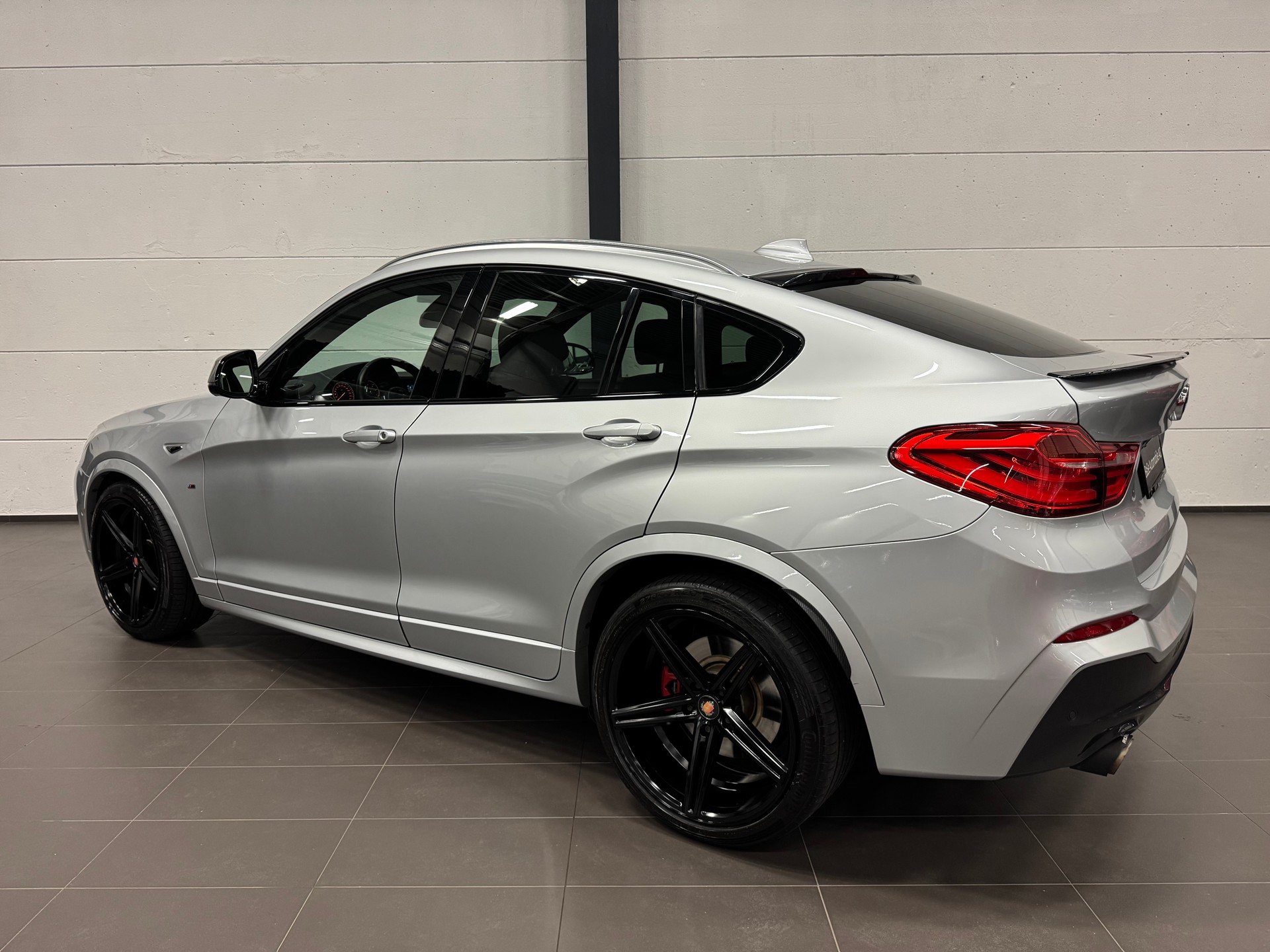 BMW X4 M 40i Steptronic-image-11