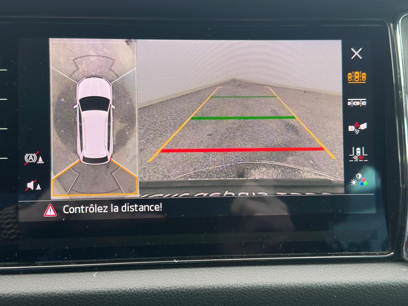 SKODA Kodiaq 2.0 TSI 4x4 Style-image-8