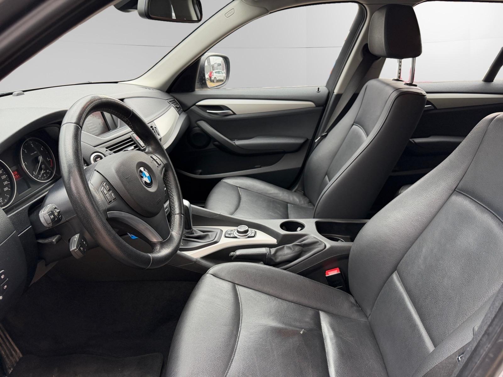 BMW X1 xDrive 20d Steptronic-image-11