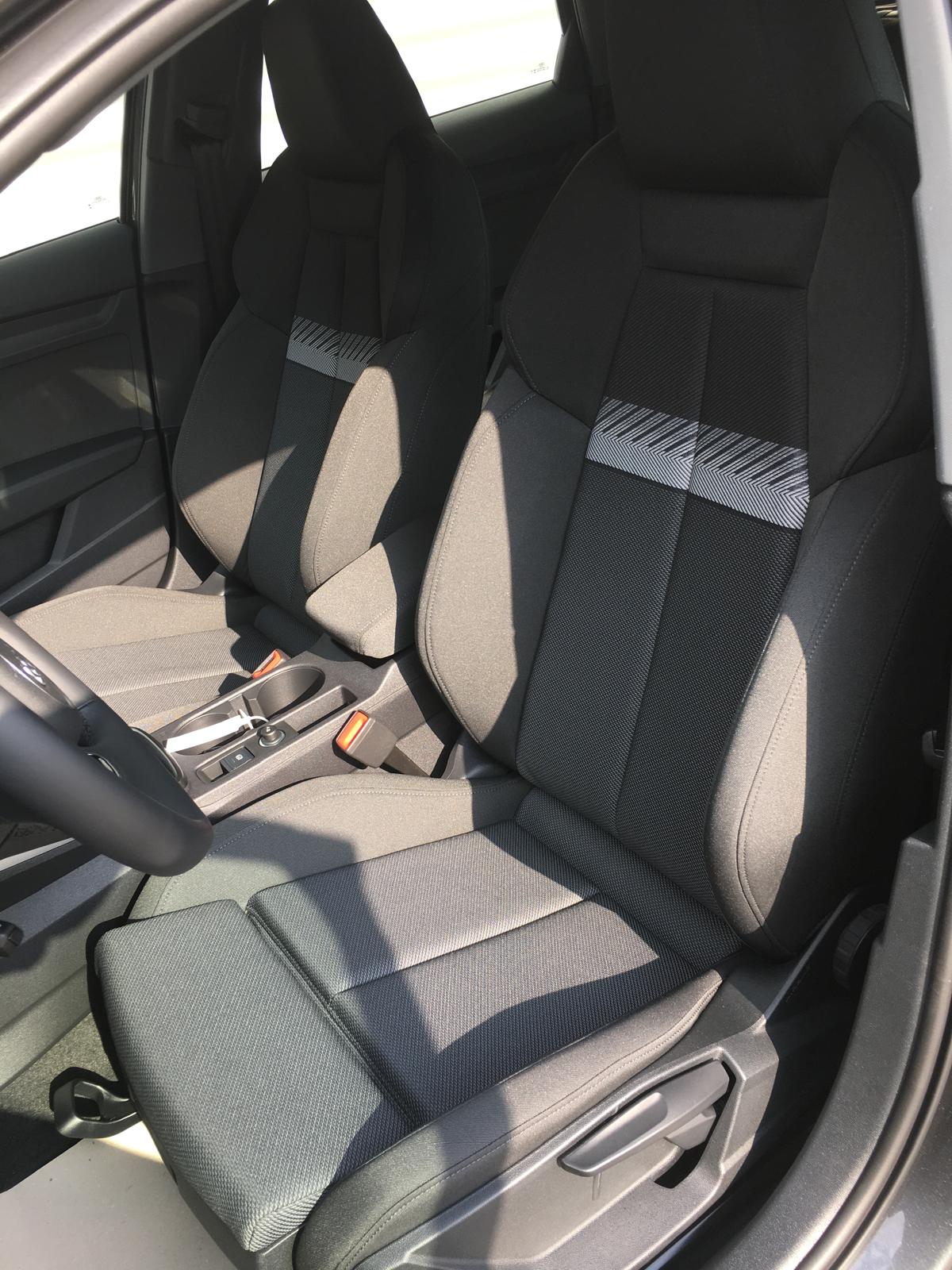AUDI A3 Sportback 40 TDI S line S-tronic quattro-image-6