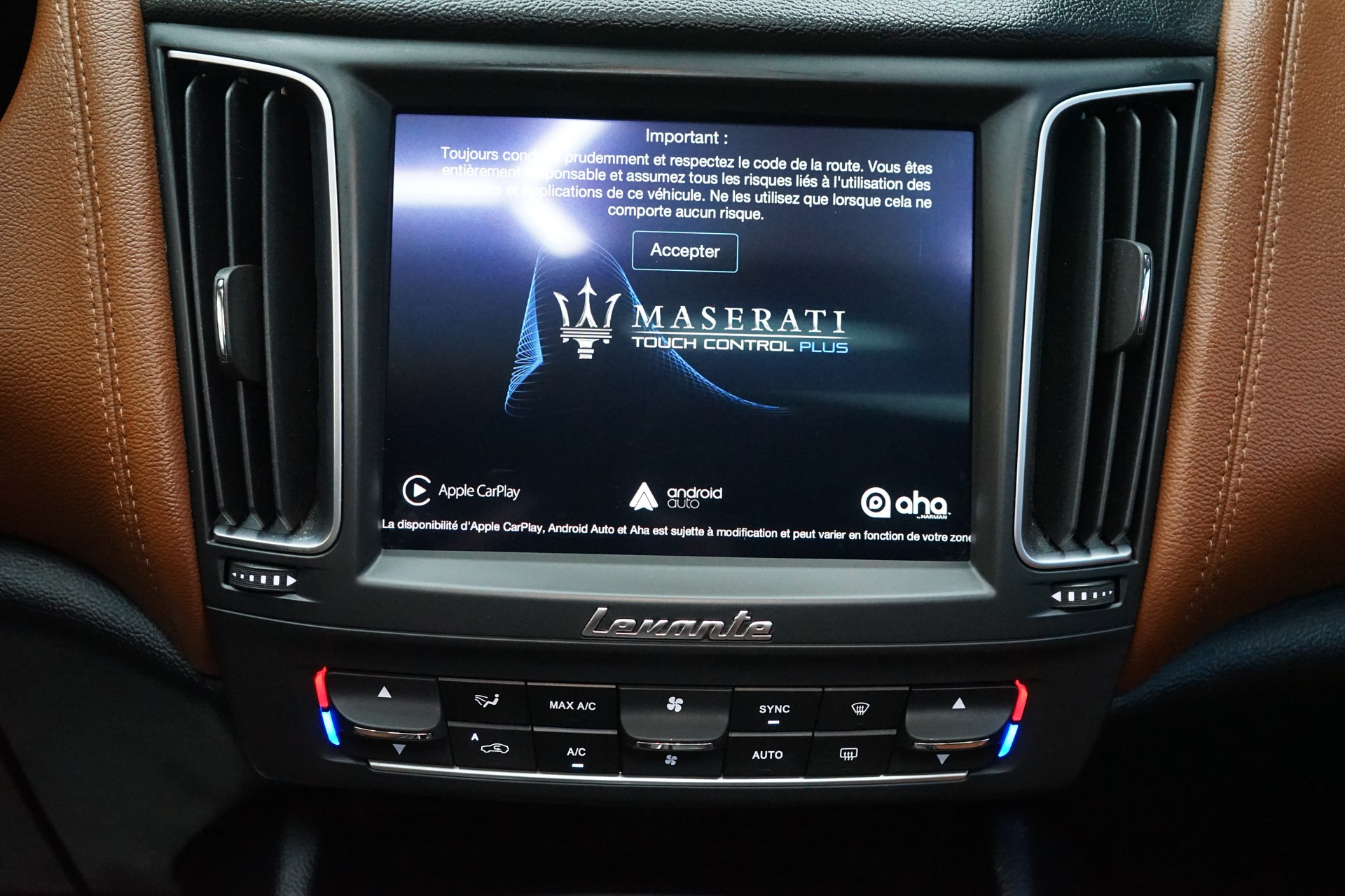 MASERATI Levante 3.0 V6 GranSport Automatica-image-18
