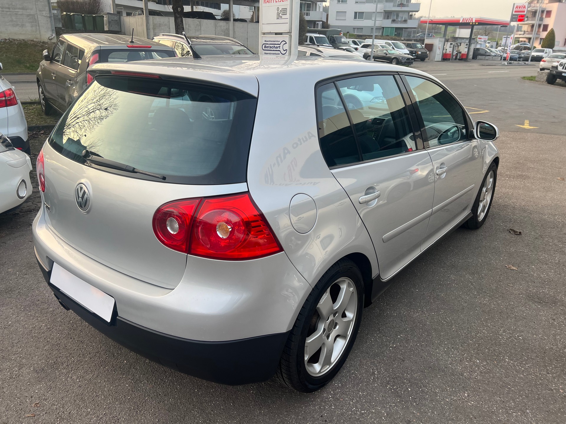 VW Golf 2.0 TFSI GTI-image-3