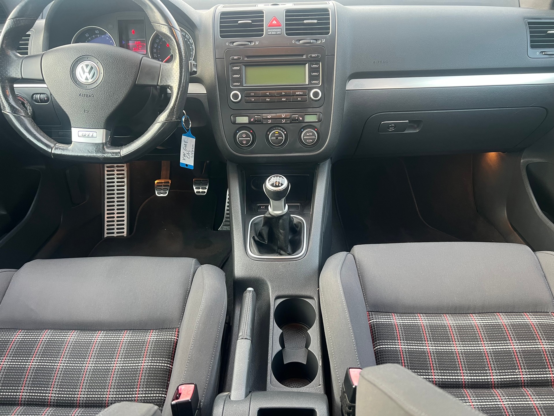 VW Golf 2.0 TFSI GTI-image-7