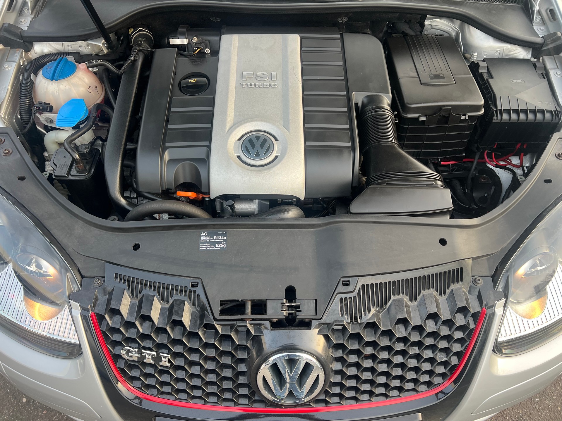 VW Golf 2.0 TFSI GTI-image-12