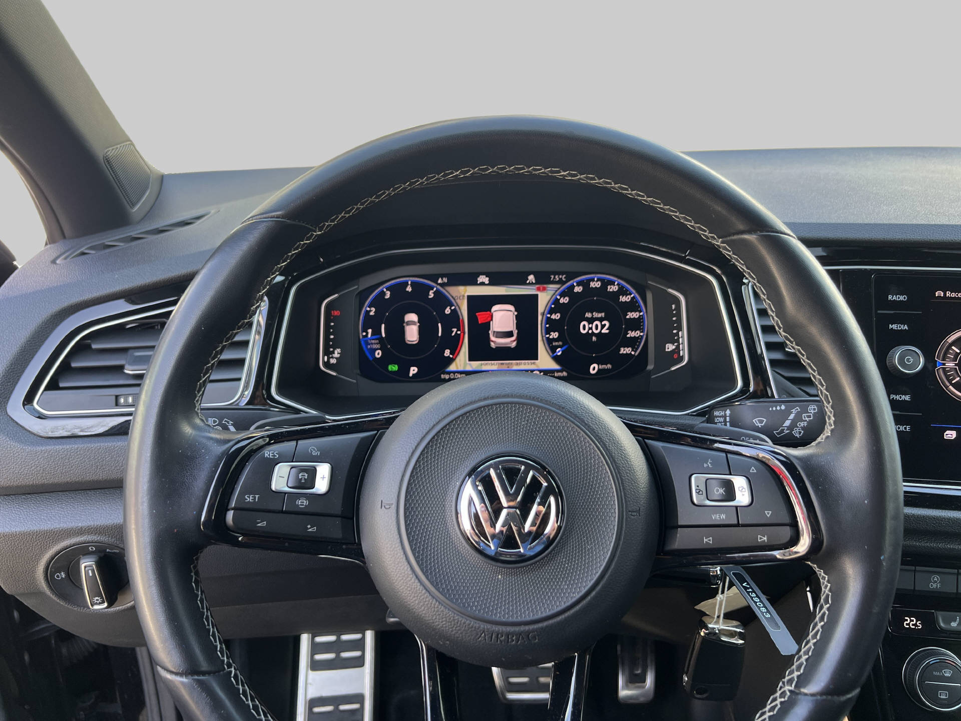 VW T-Roc 2.0 TSI R DSG 4motion-image-6