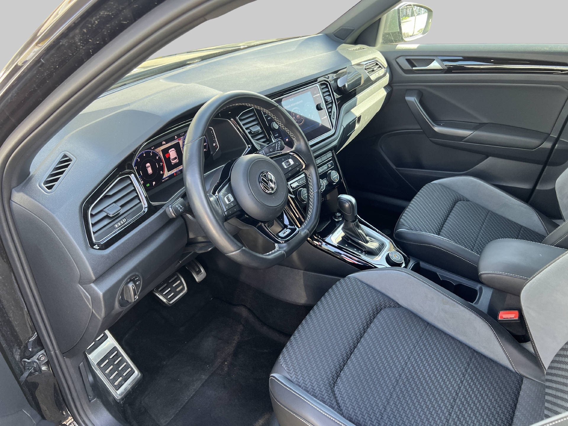VW T-Roc 2.0 TSI R DSG 4motion-image-5
