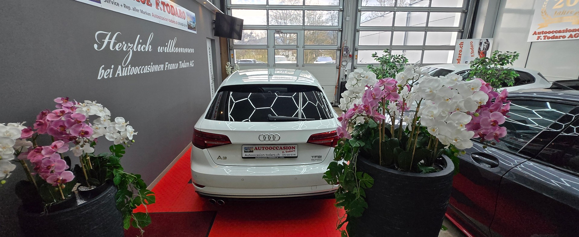 AUDI A3 Sportback 1.5 TFSI S-tronic Sport-image-2