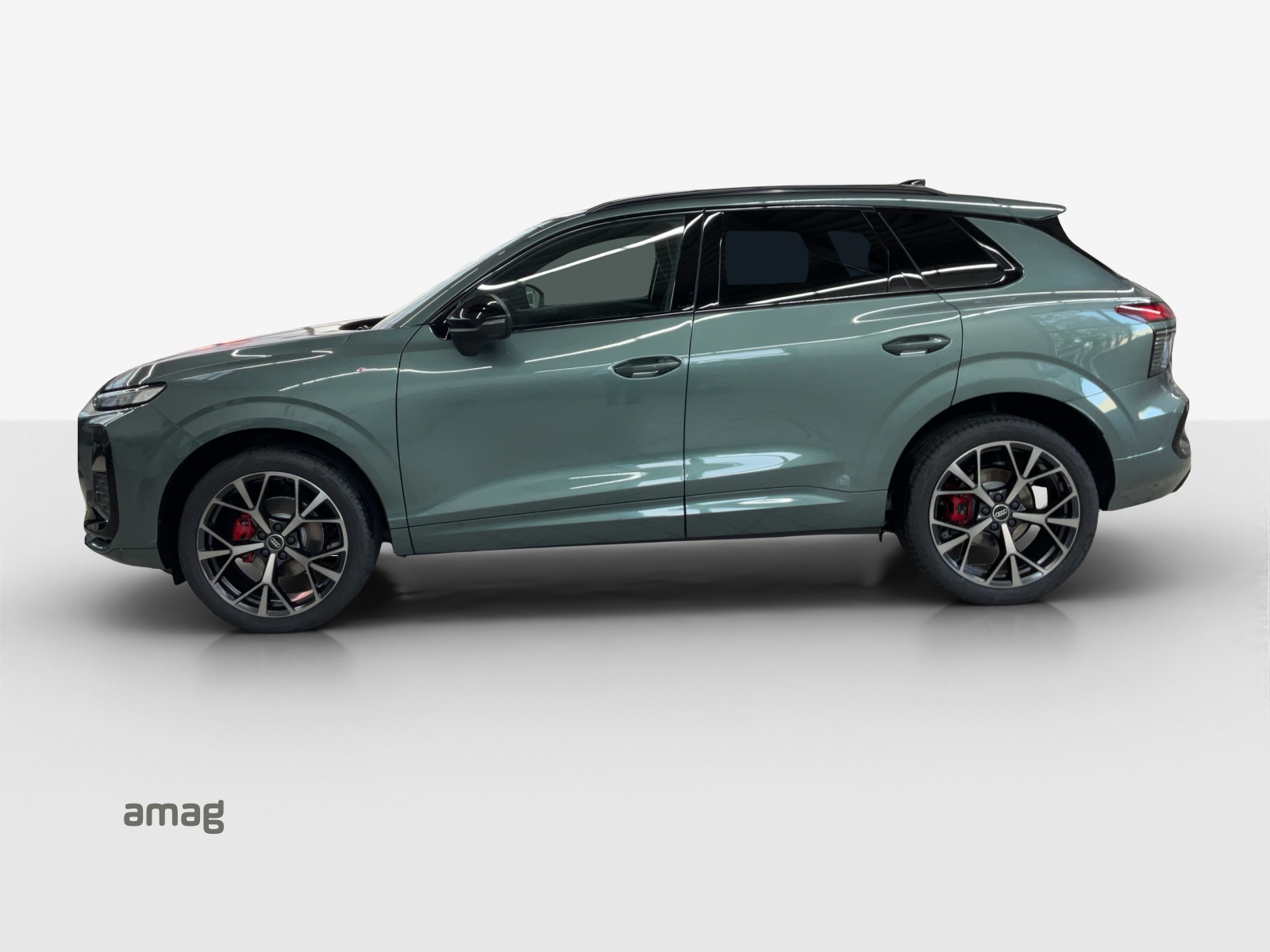 AUDI Q3 SUV 110 kW TFSI S tronic-image-1