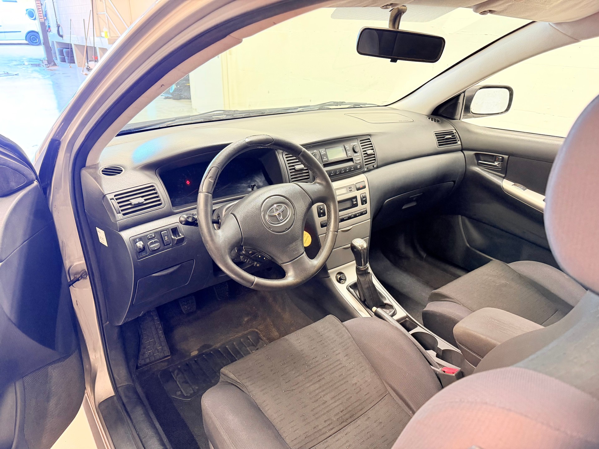 TOYOTA Corolla 1.8 TS-image-7