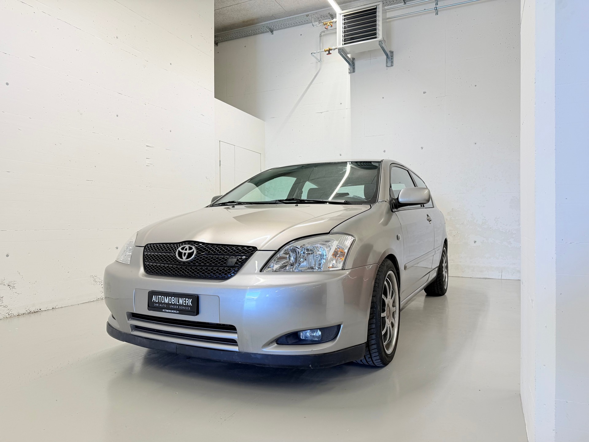 TOYOTA Corolla 1.8 TS-image-1