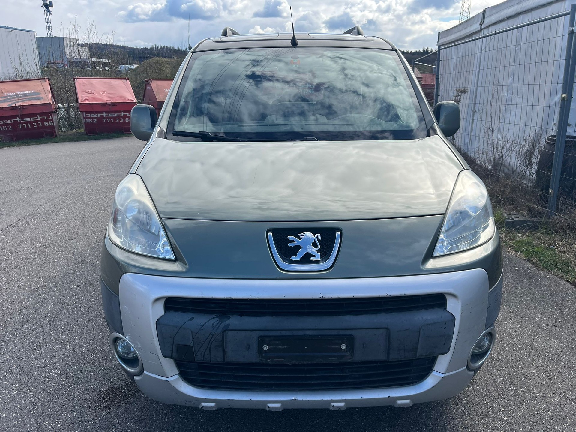 PEUGEOT Partner 1.6 Trendy Clim (Pack)-image-0