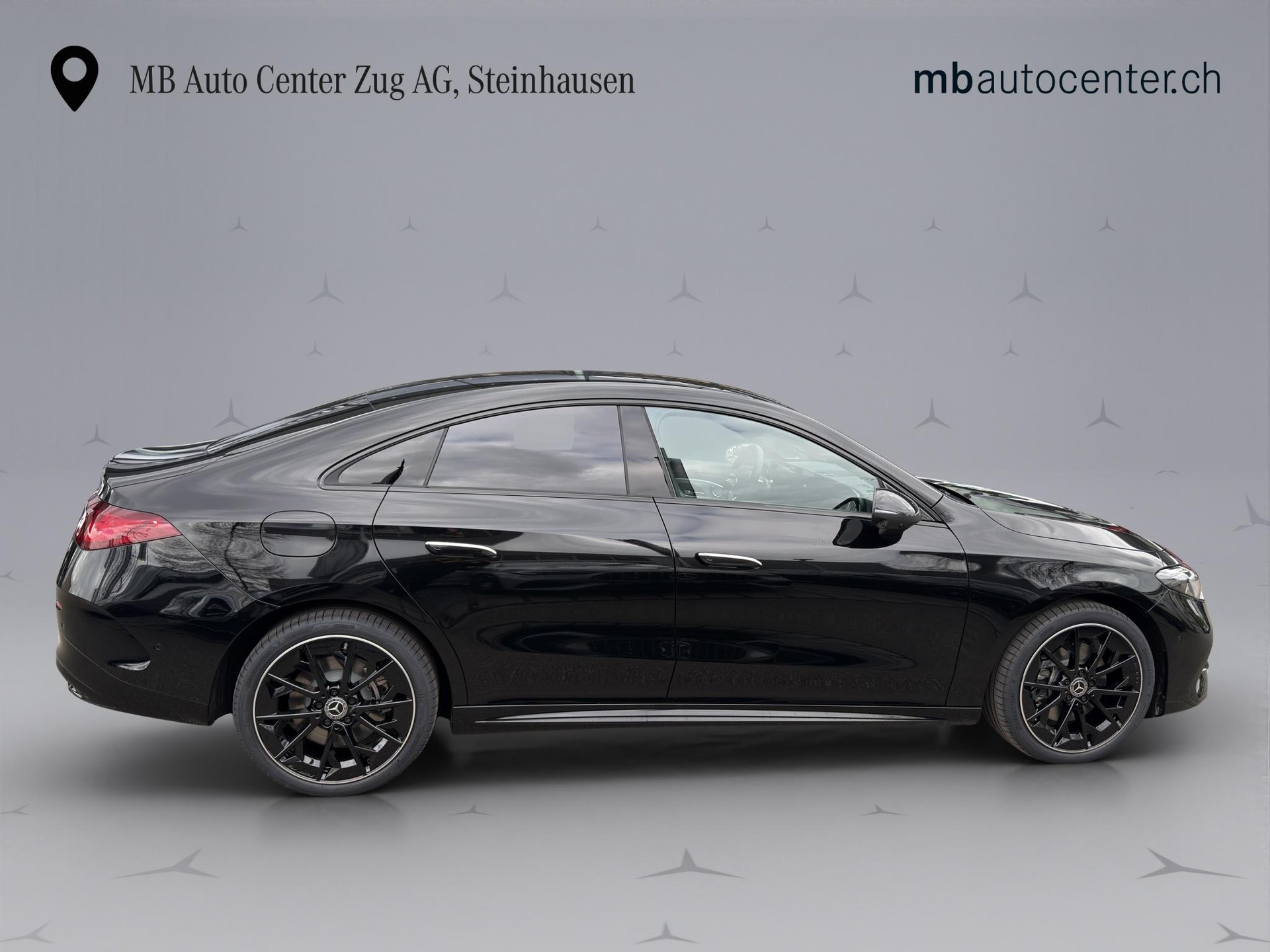 MERCEDES-BENZ CLA 250+ AMG Line-image-5