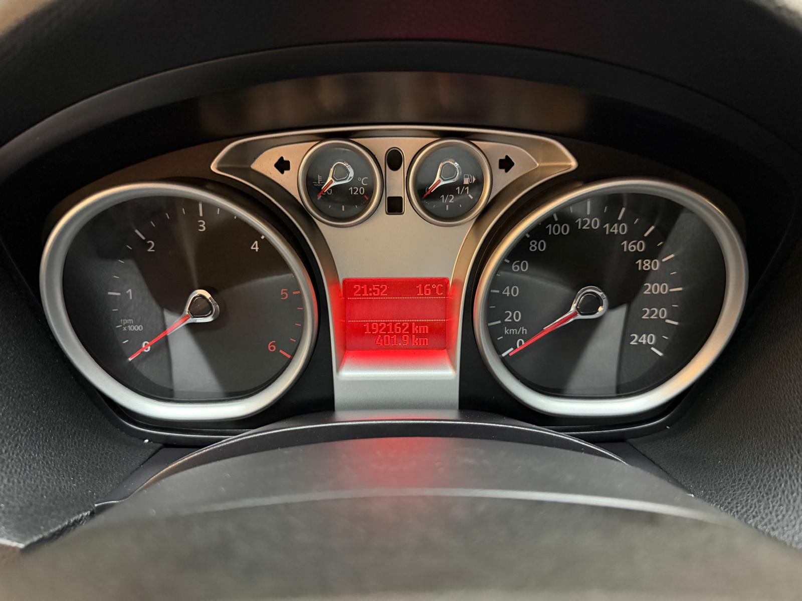 FORD Kuga 2.0 TDCi 140 Titanium-image-20