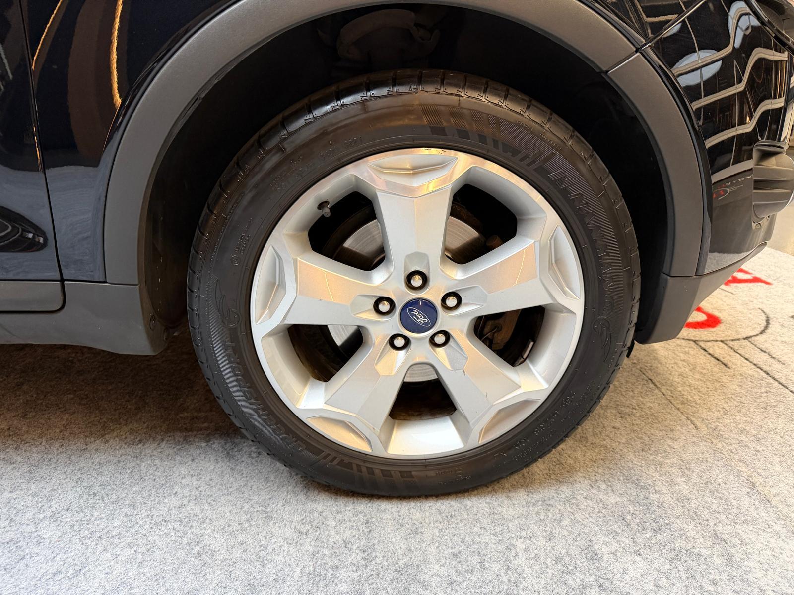 FORD Kuga 2.0 TDCi 140 Titanium-image-11