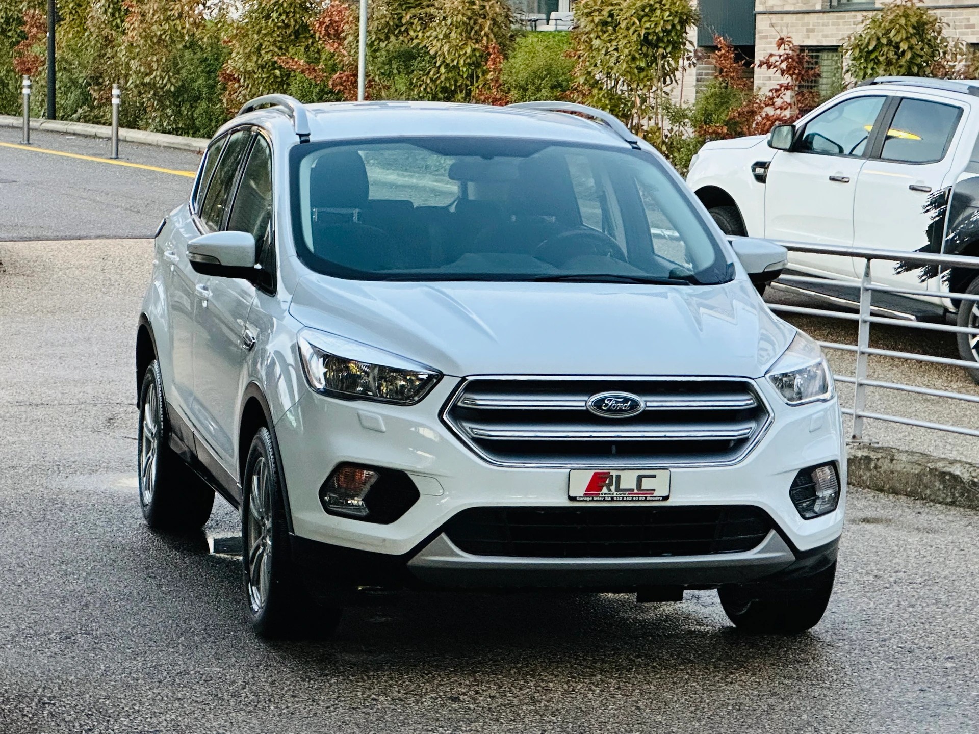 FORD Kuga 1.5 TDCi Business 2WD-image-2