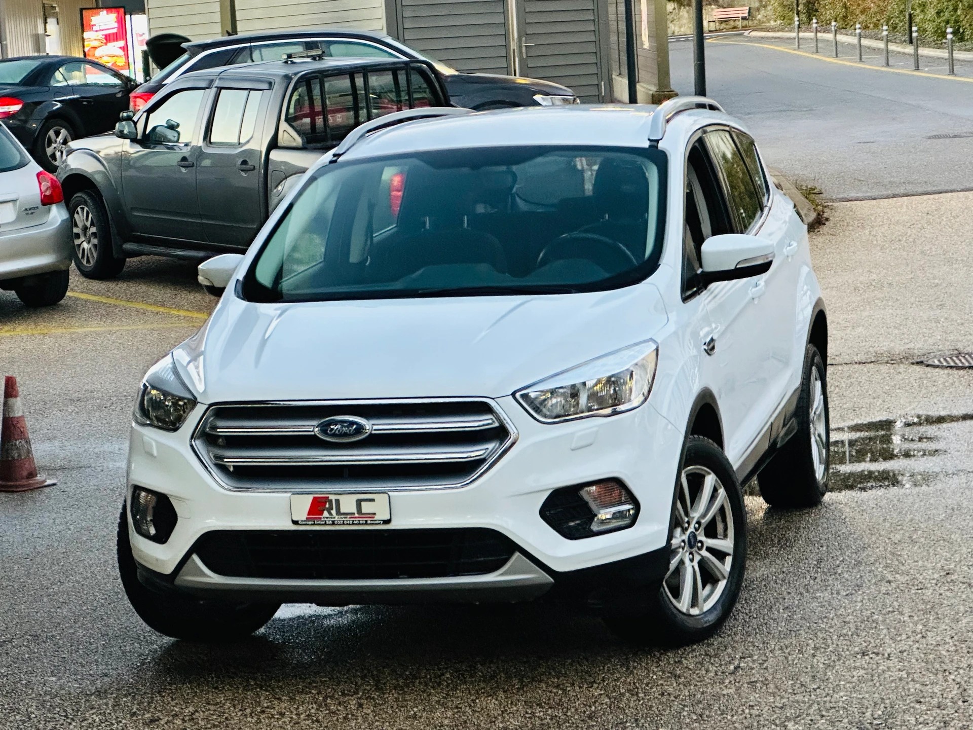 FORD Kuga 1.5 TDCi Business 2WD-image-0