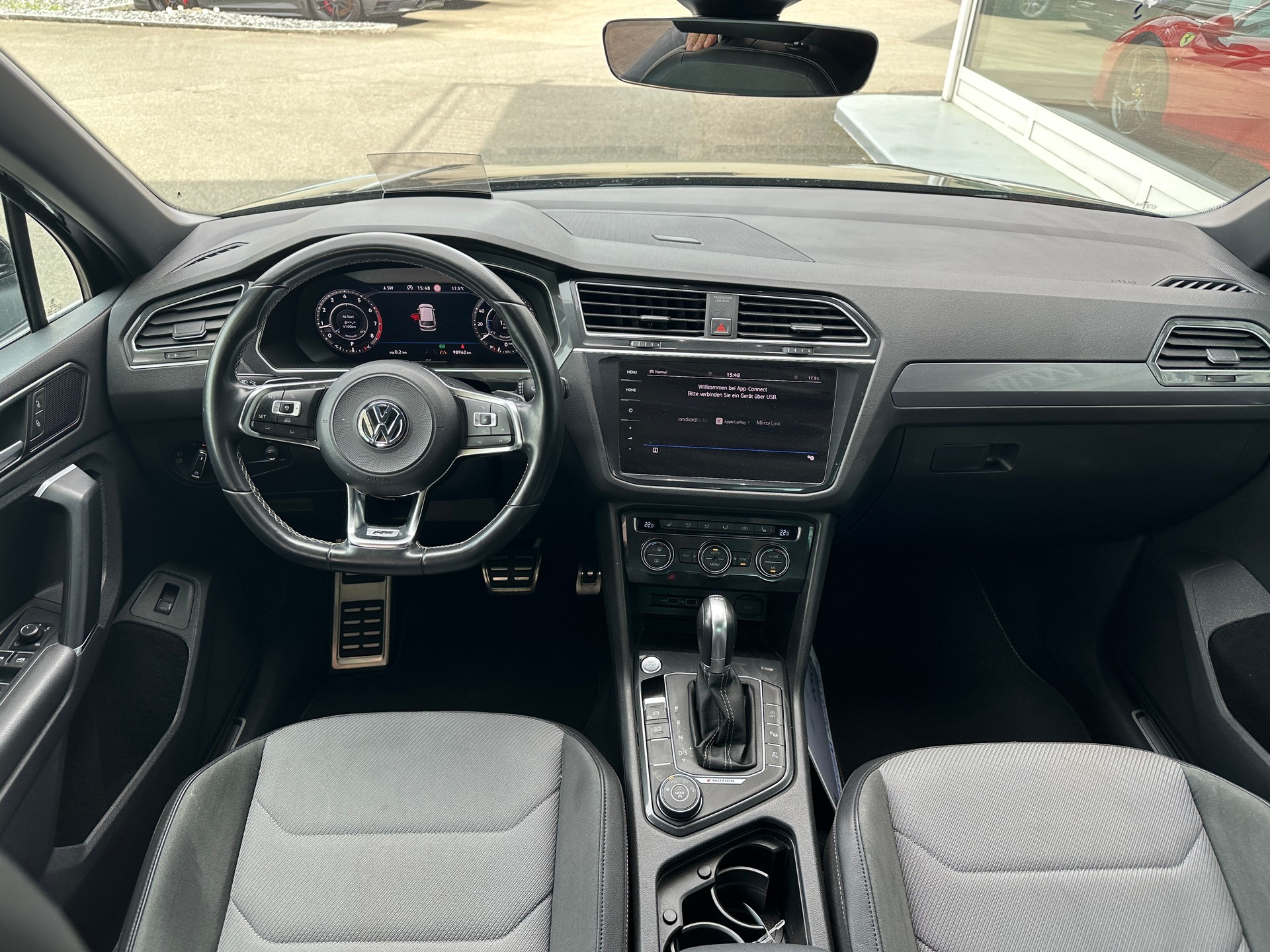 VW Tiguan 2.0TSI HL R Line 4Motion DSG-image-12