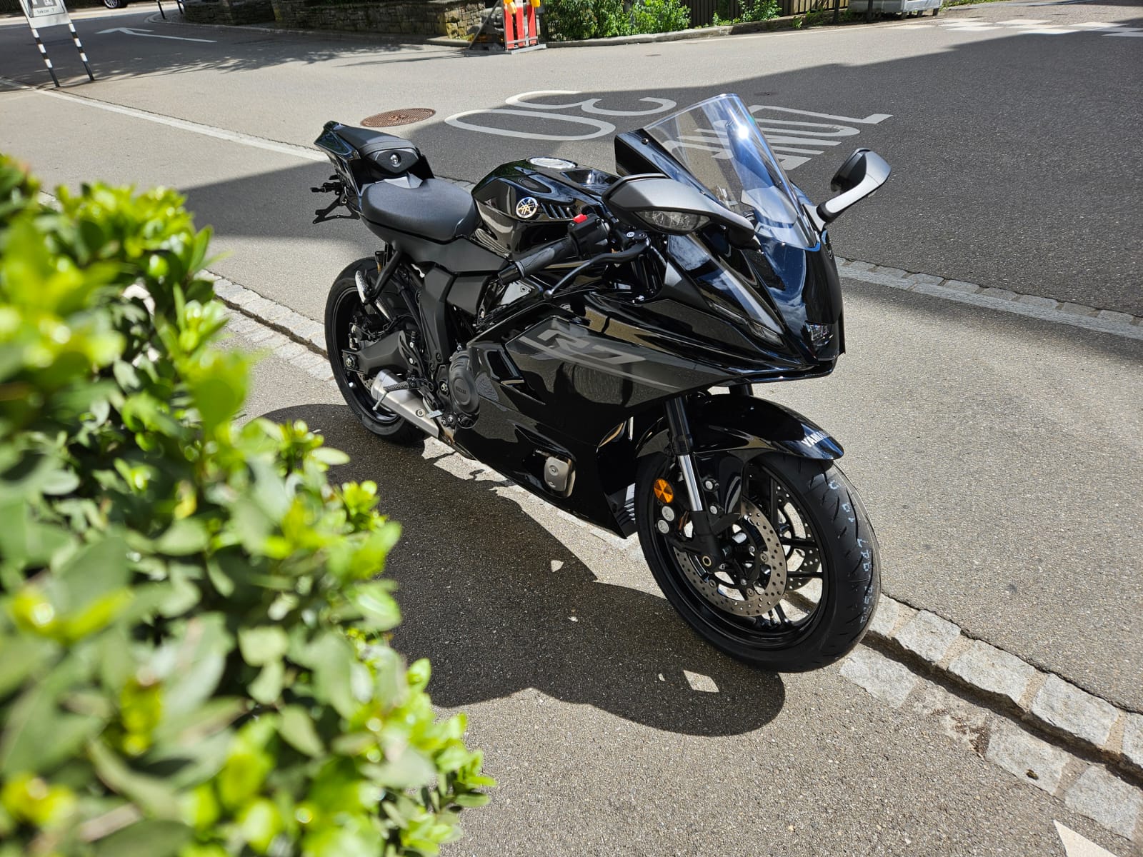 YAMAHA YZF-R7 (35kW)-showroom-element-3