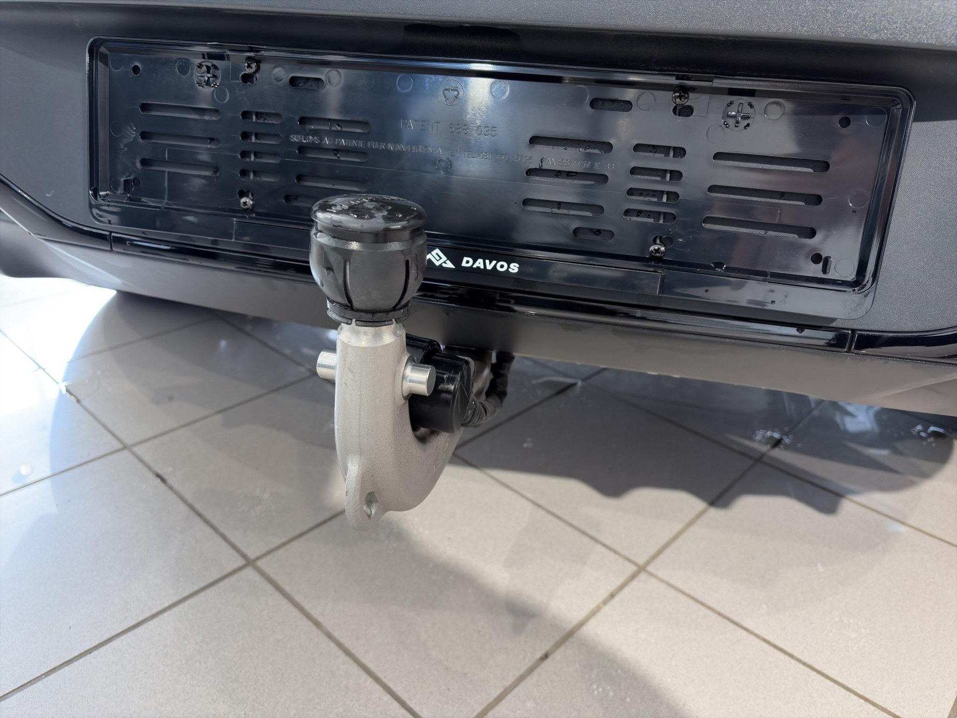 MERCEDES-BENZ EQA 350 Swiss Star AMG Line 4matic-image-14