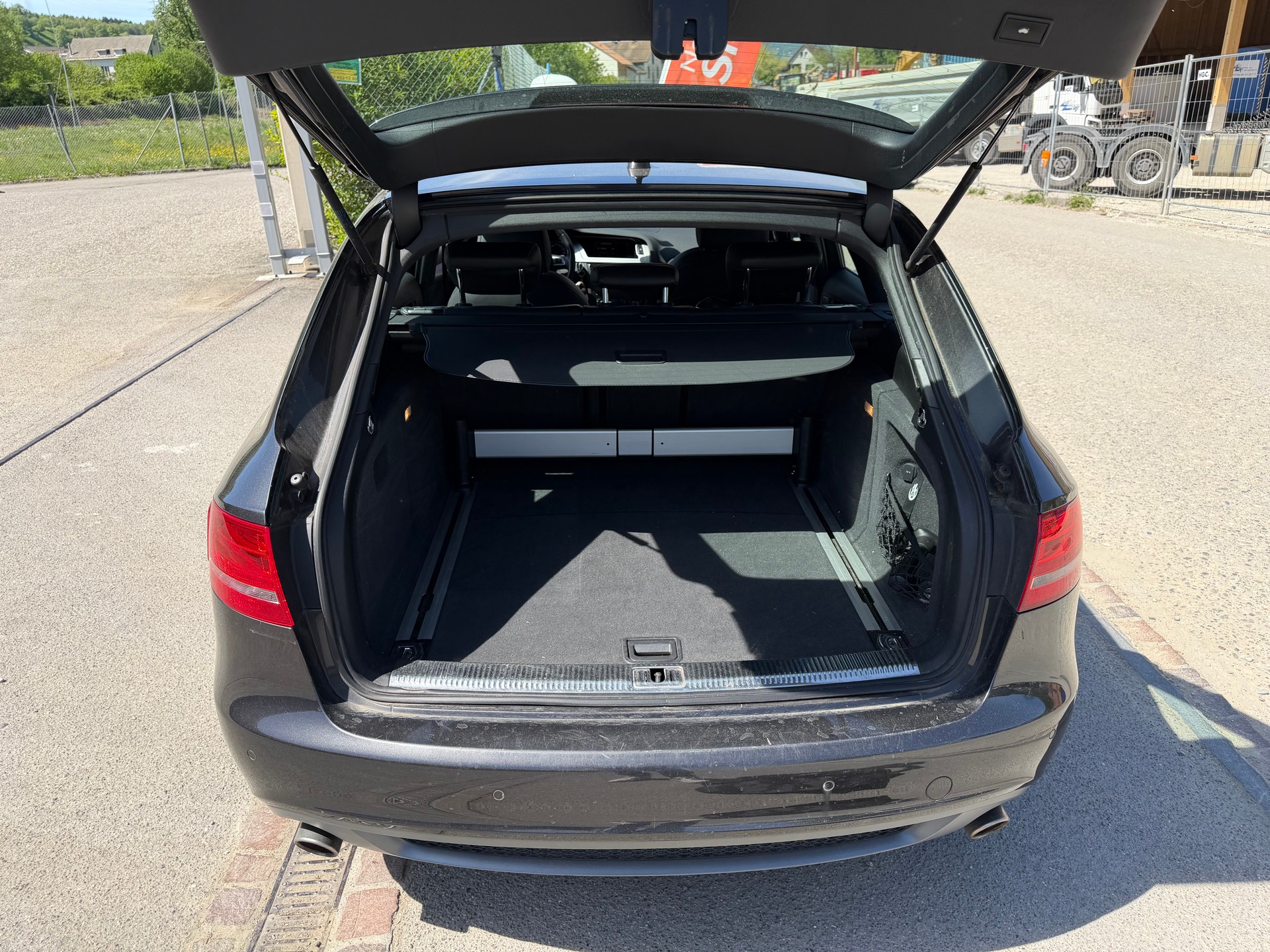 AUDI A4 Avant 3.0 TDI S-Line quattro tiptronic-image-10