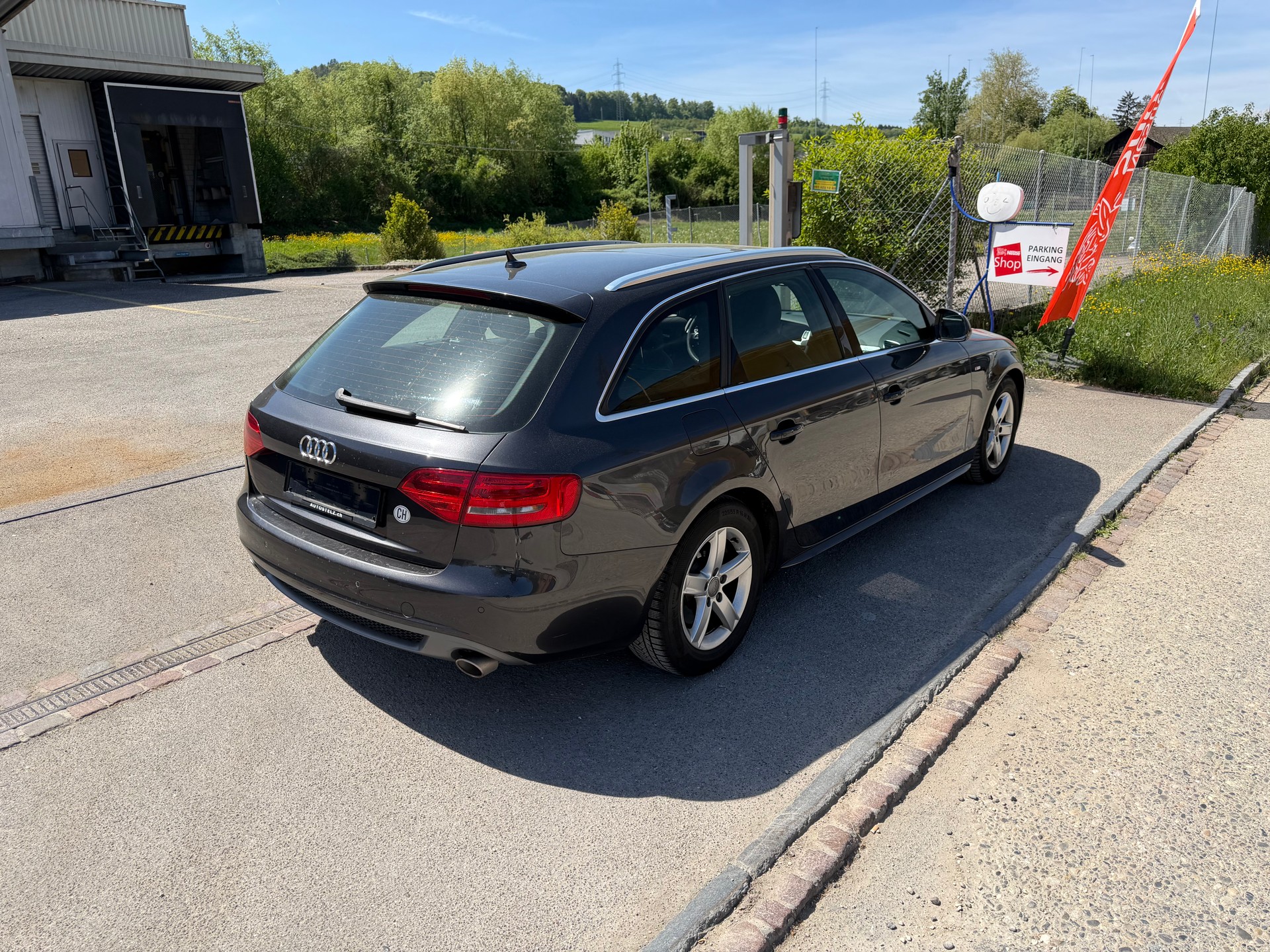 AUDI A4 Avant 3.0 TDI S-Line quattro tiptronic-image-2