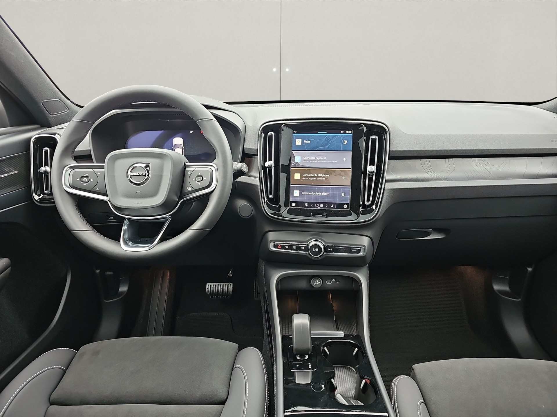 VOLVO XC40 P6 Ultimate-image-9