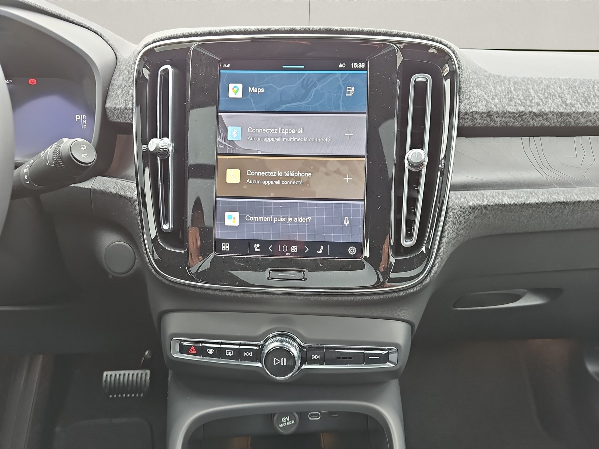 VOLVO XC40 P6 Ultimate-image-10