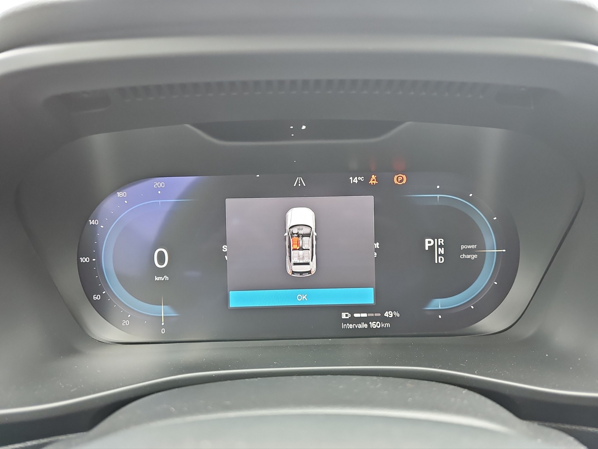 VOLVO XC40 P6 Ultimate-image-8