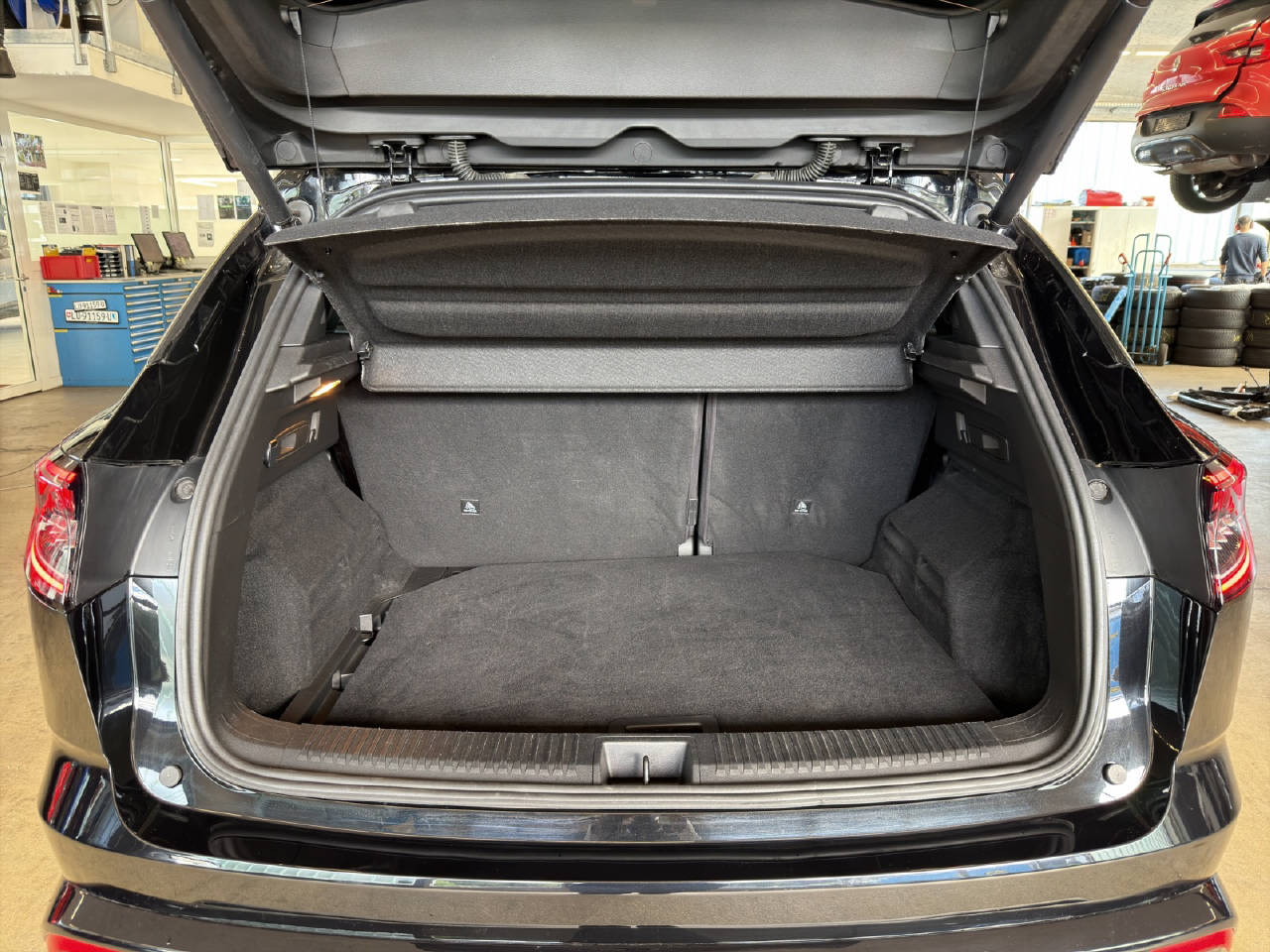 RENAULT Austral 1.2 E-Tech techno-image-12