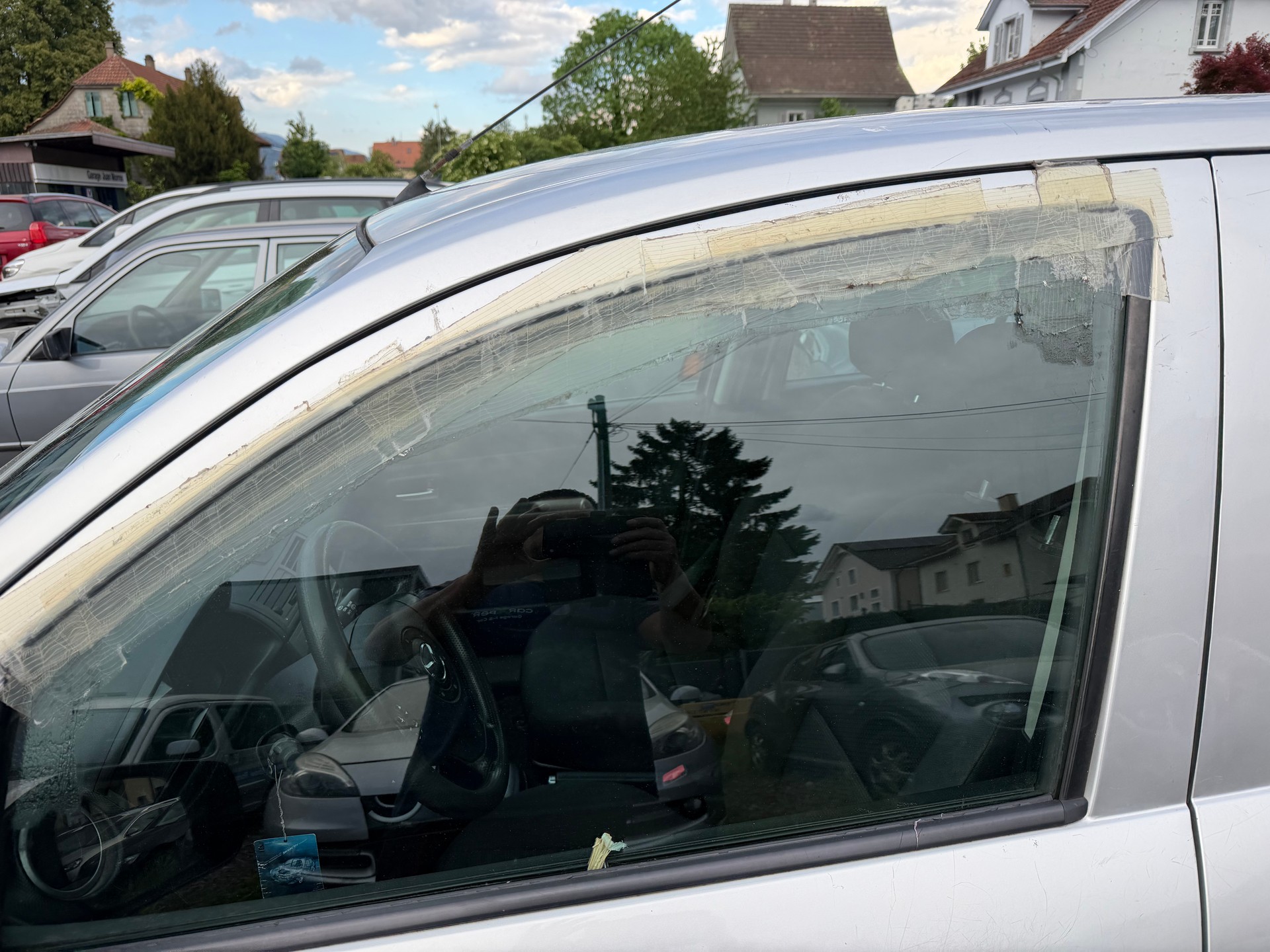 MAZDA 2 1.4i 16V Exclusive-image-6