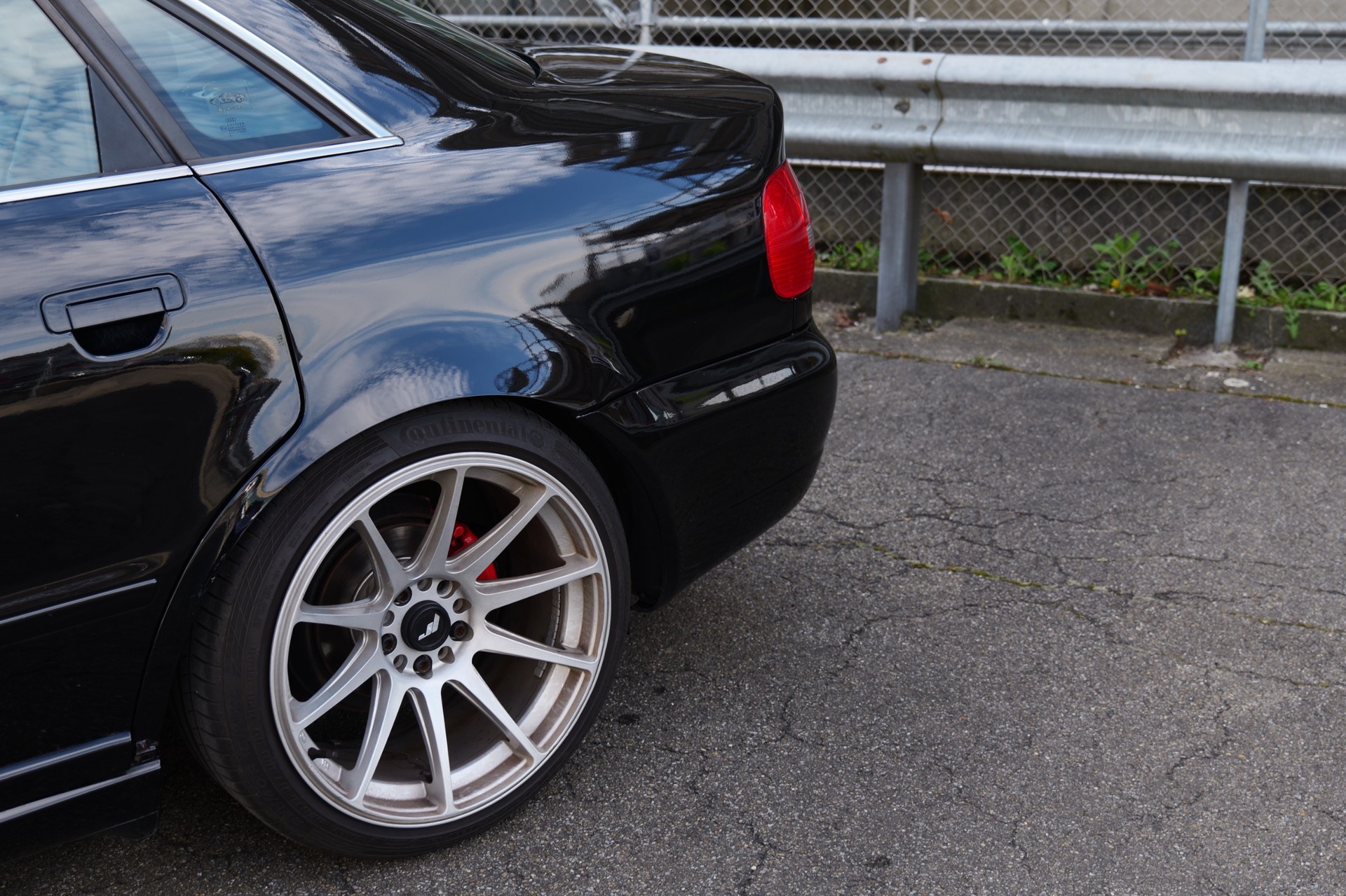 AUDI S4 B5 Limousine quattro-image-3