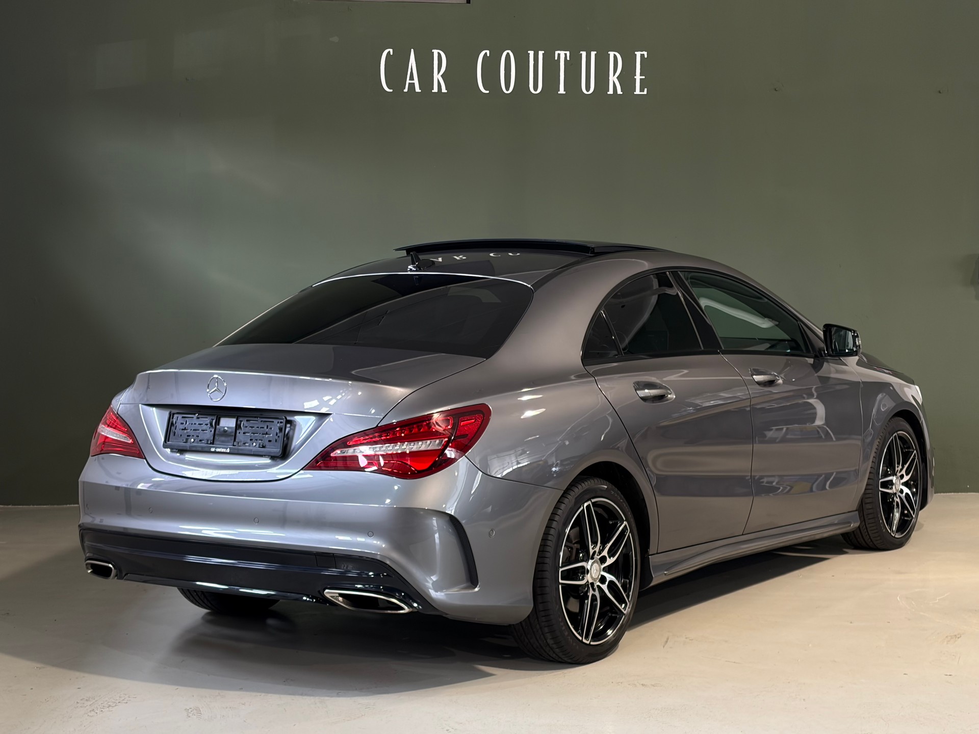 MERCEDES-BENZ CLA 220 AMG Line 4Matic 7G-DCT*CH-Fahrzeug*Night-Paket*-image-4