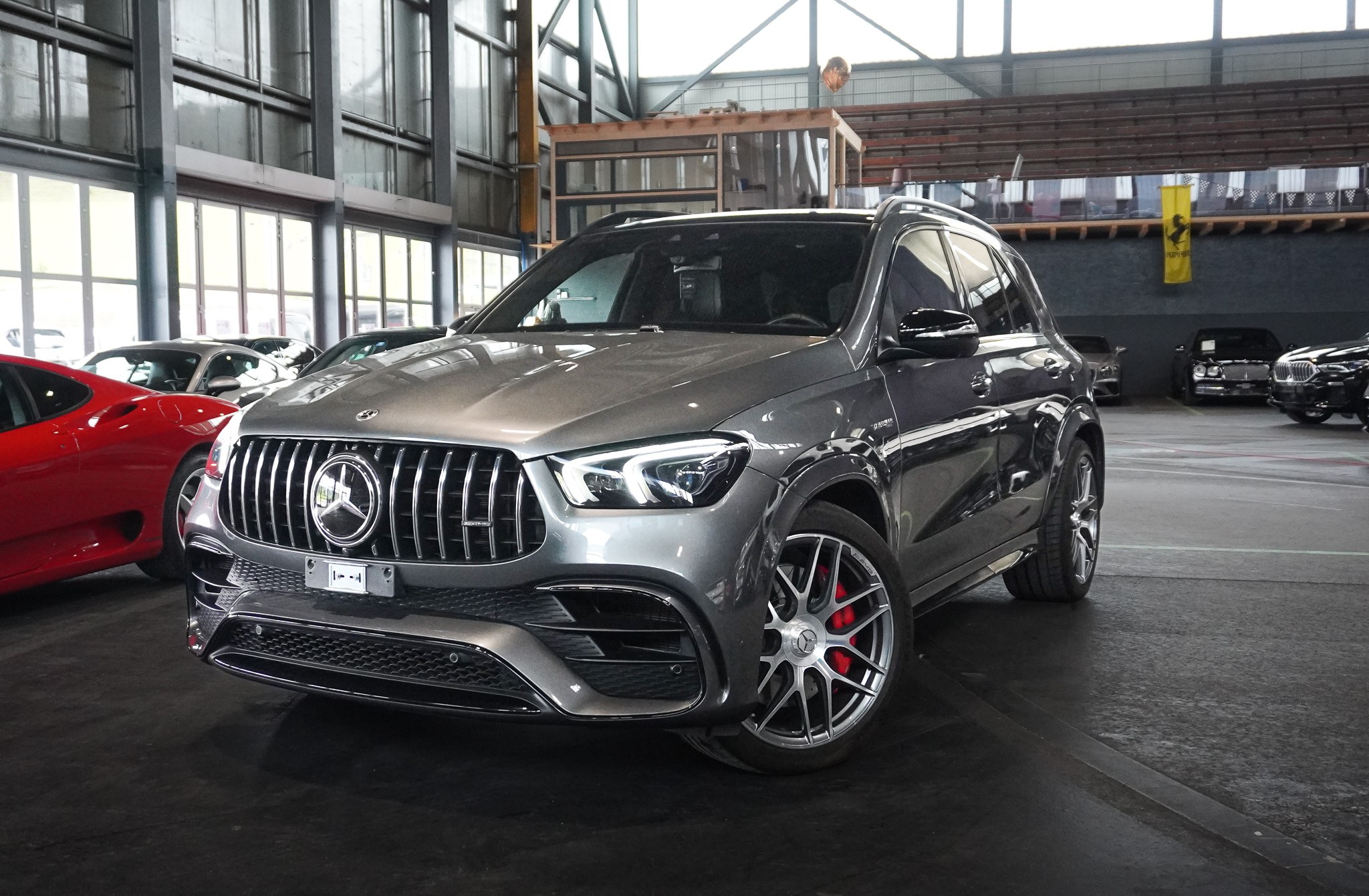 MERCEDES-BENZ GLE 63 S AMG 4Matic+ 9G-Speedshift — slika 1