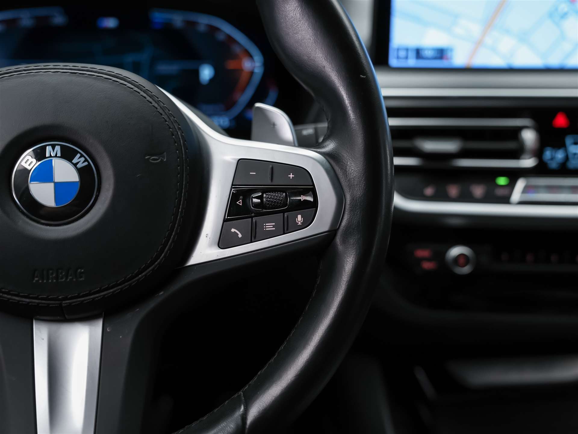 BMW X3 20d xDrive M Sport *CH Auto*El. Sitze mit Memory*Harman/Kardon*Driving Assistant*-image-28