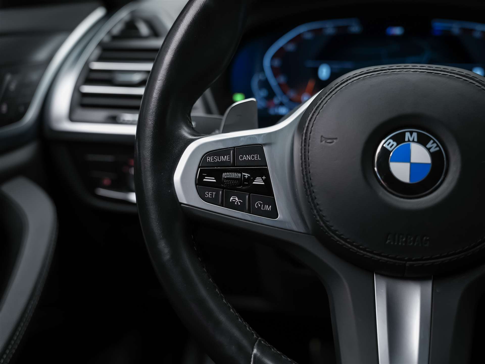 BMW X3 20d xDrive M Sport *CH Auto*El. Sitze mit Memory*Harman/Kardon*Driving Assistant*-image-27