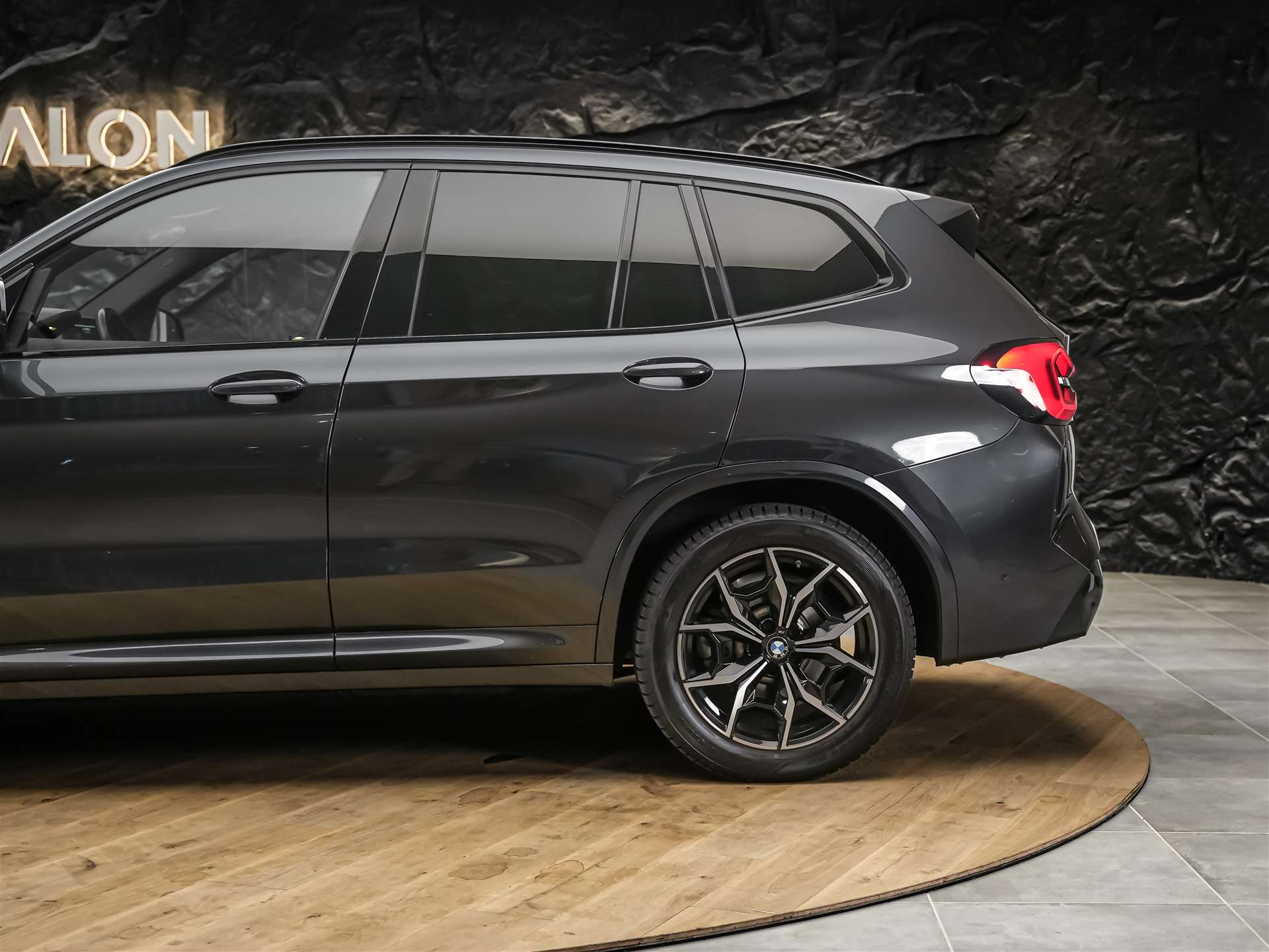 BMW X3 20d xDrive M Sport *CH Auto*El. Sitze mit Memory*Harman/Kardon*Driving Assistant*-image-17