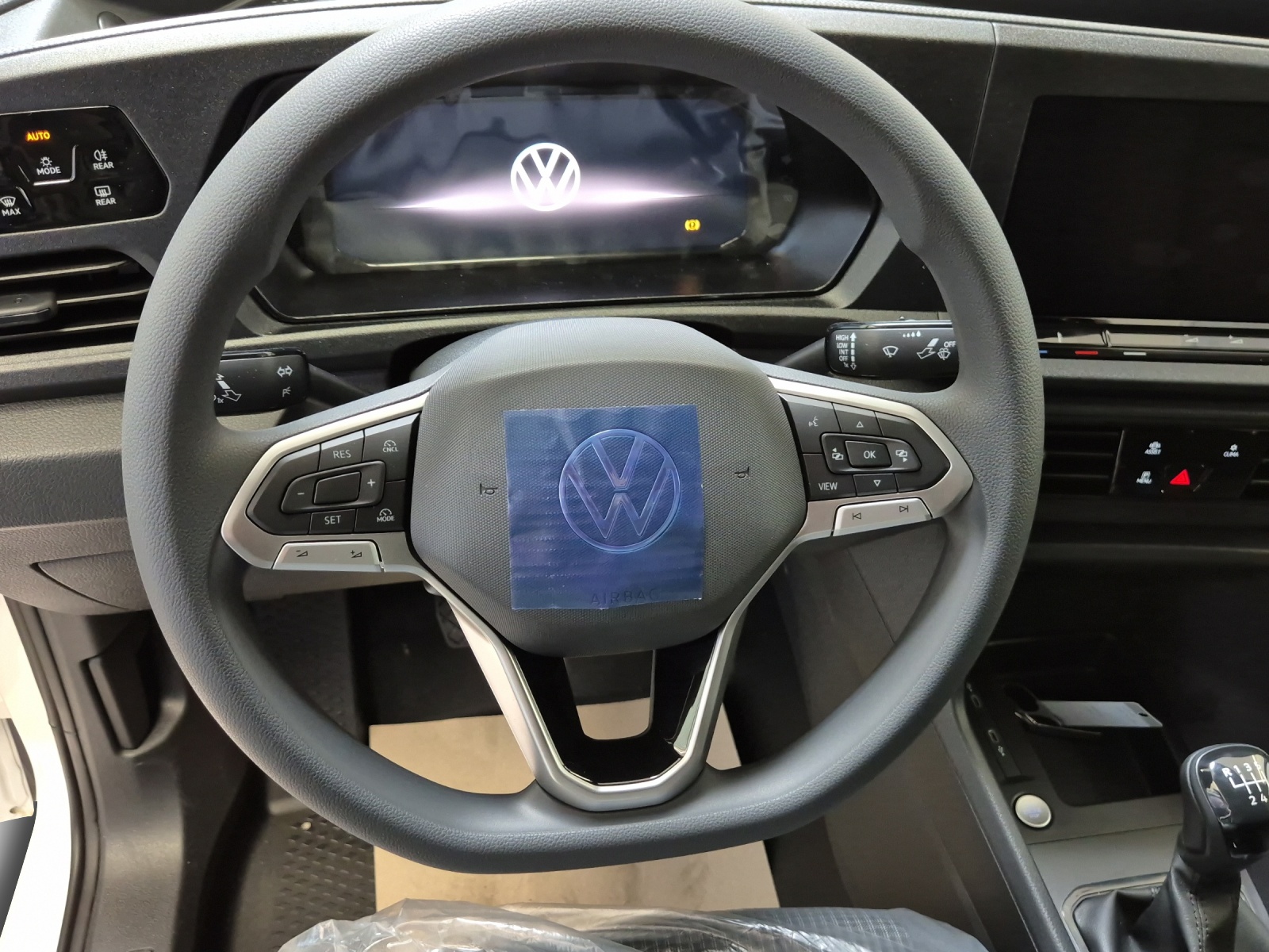 VW Caddy Cargo 2.0TDI 4Motion-image-9