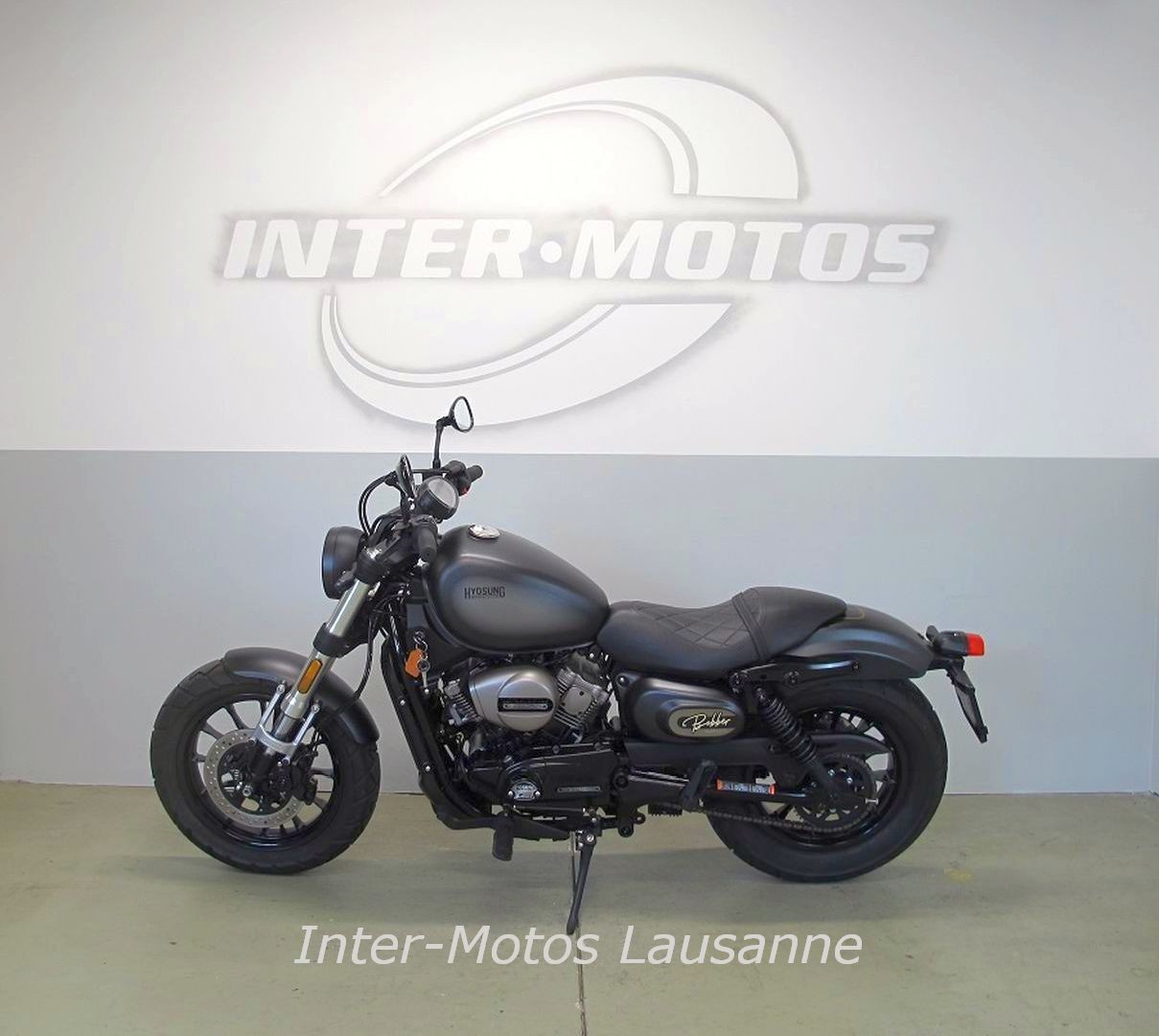 HYOSUNG BOBBER GV EVO 125-showroom-element-3