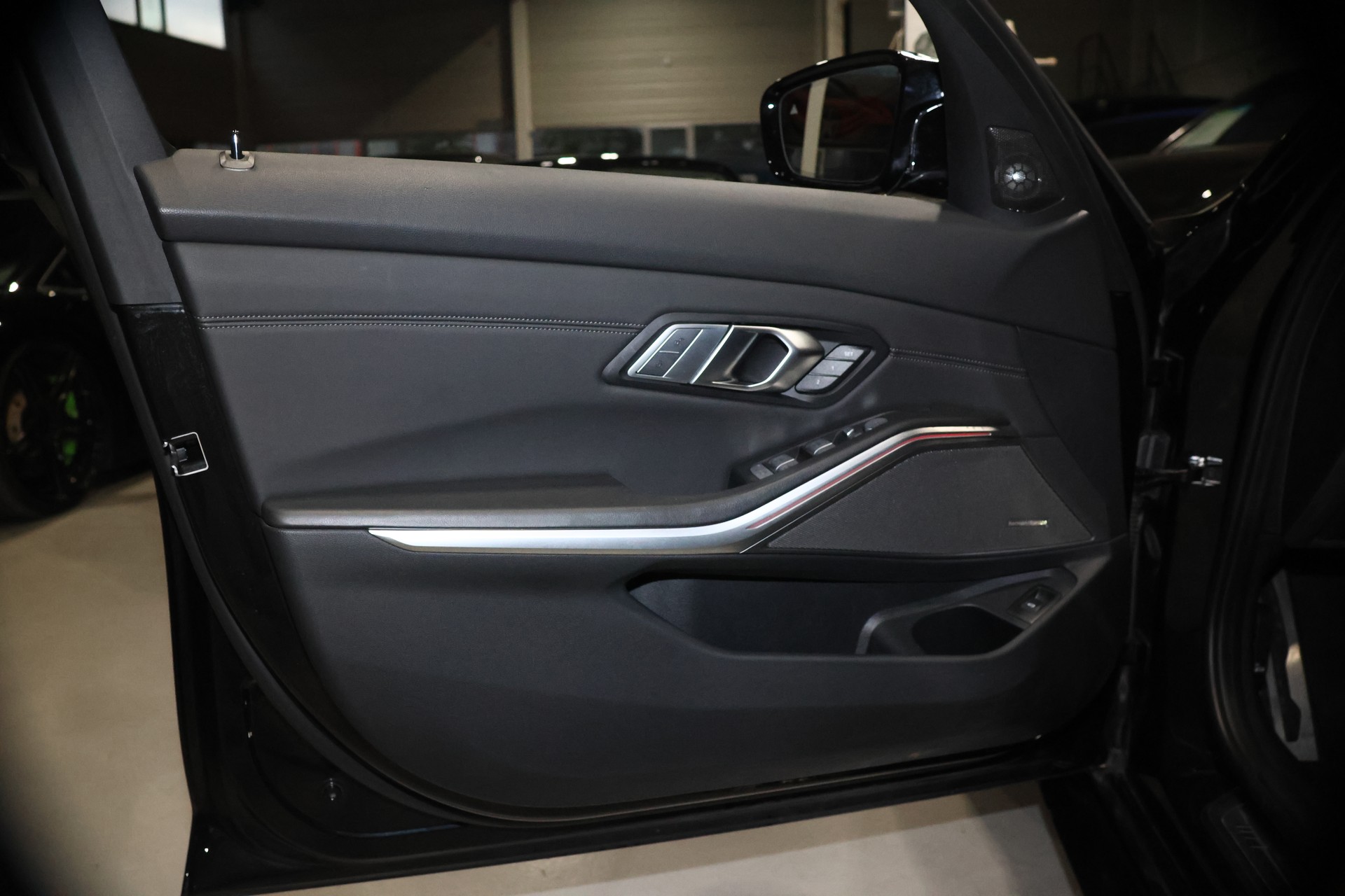 BMW M3 Competition xDrive Touring CH FAHRZEUG-image-13
